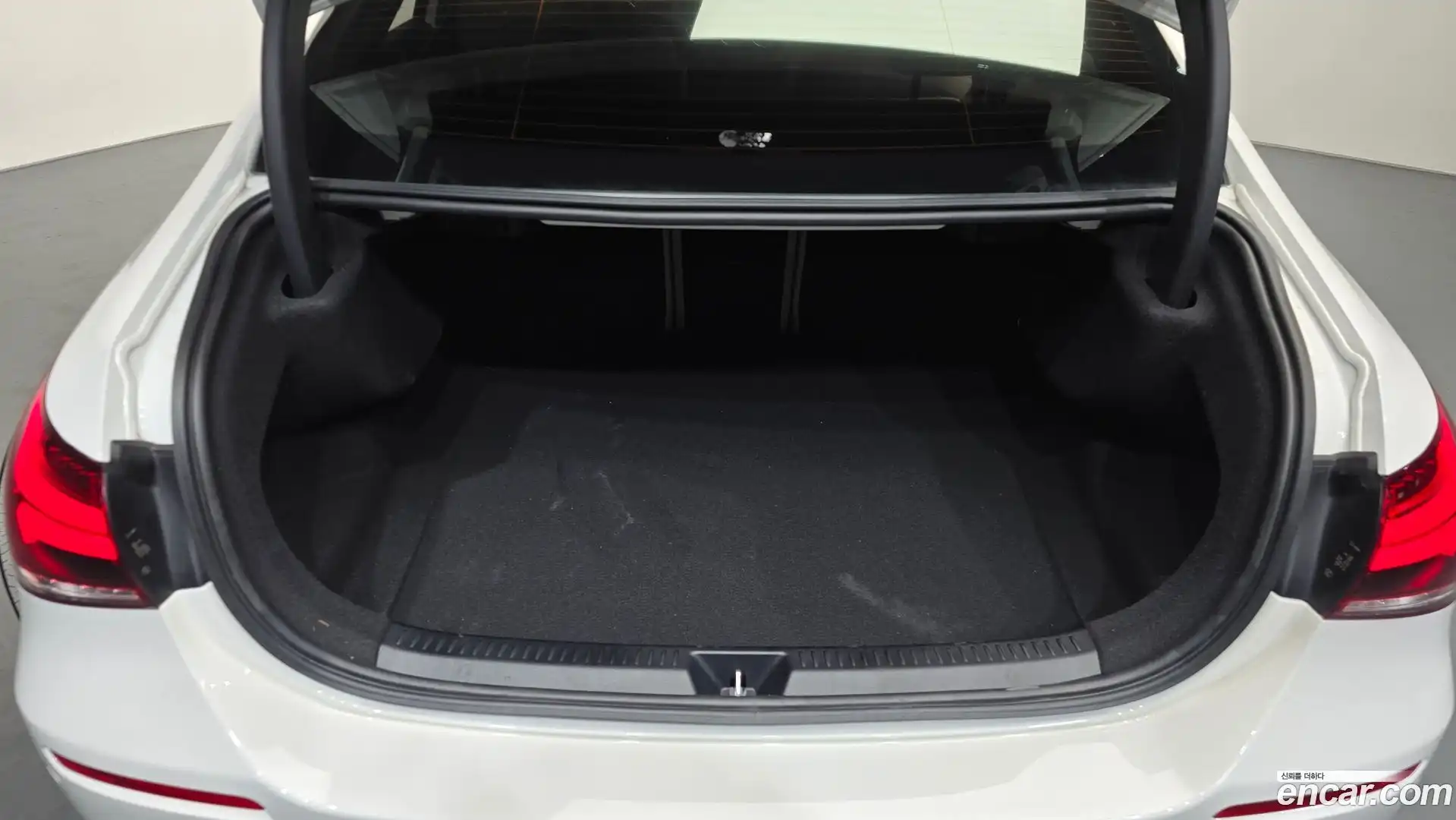 A-Class Mercedes-Benz 2022.1-OPTION-022