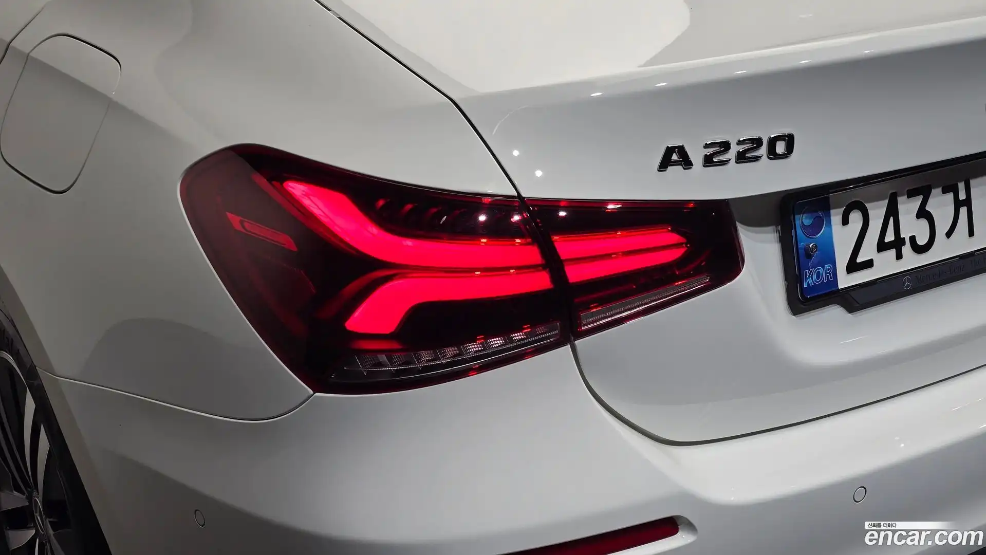 A-Class Mercedes-Benz 2022.1-OUTER-033