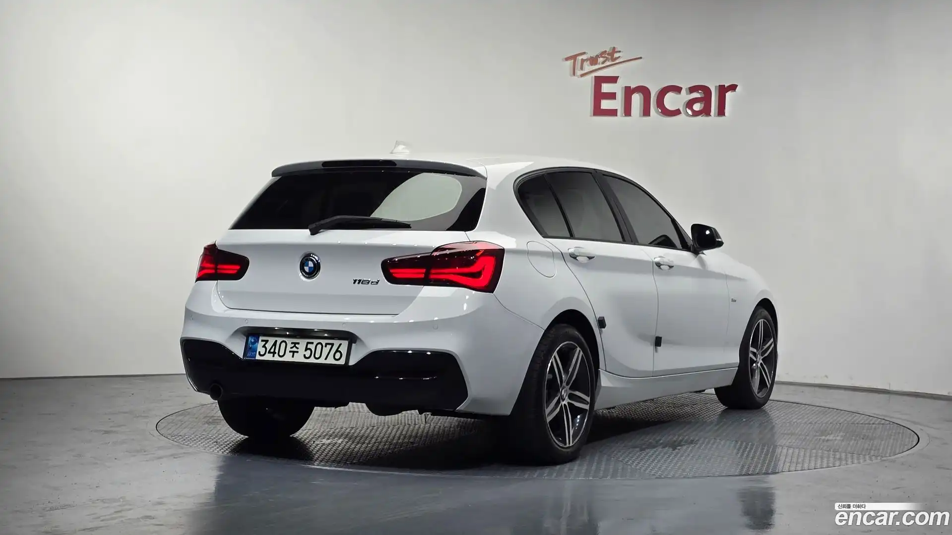 1-Series BMW 2016.7-OUTER-002