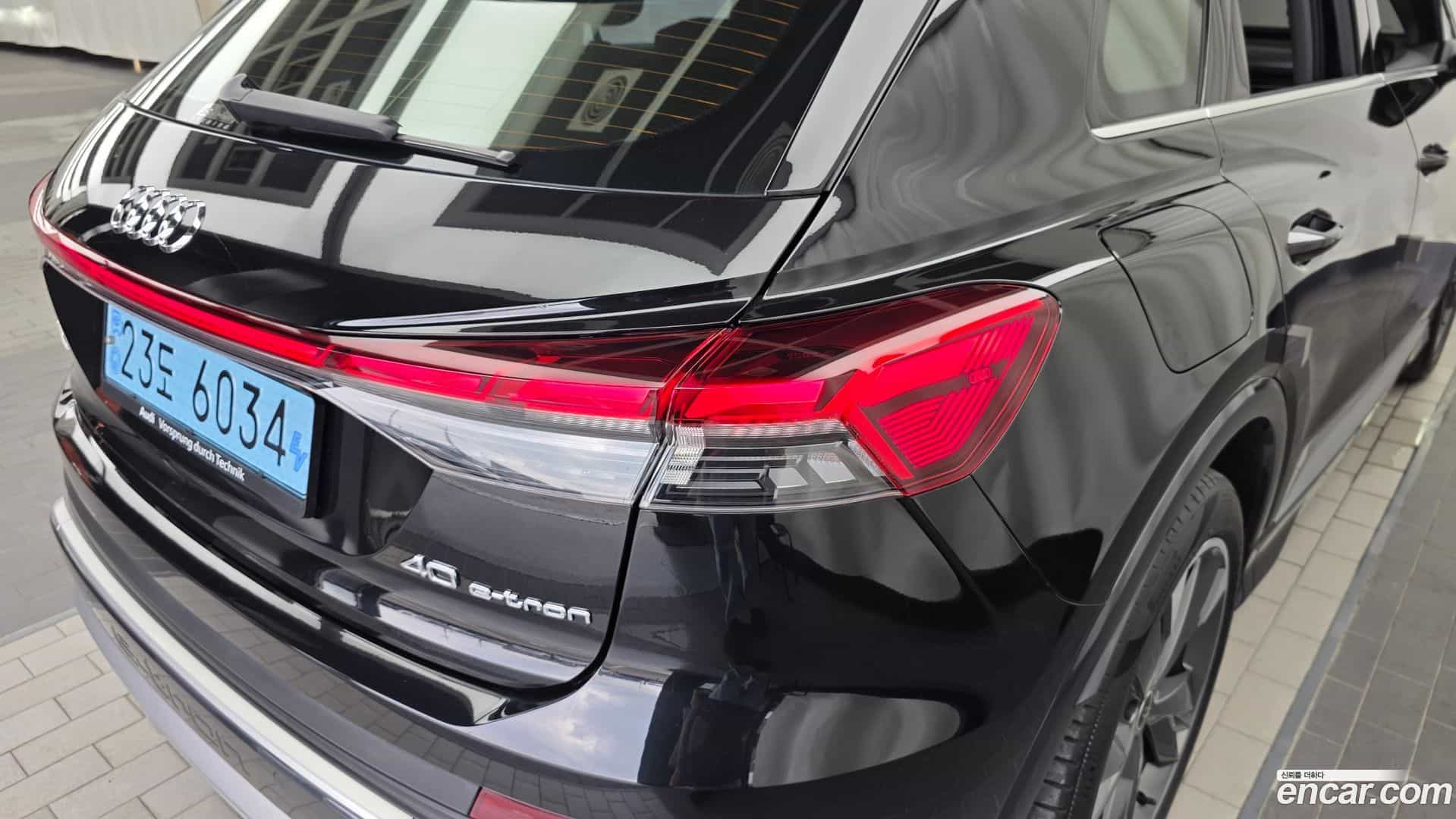 Q4 e-tron Audi 2022.9-OUTER-033