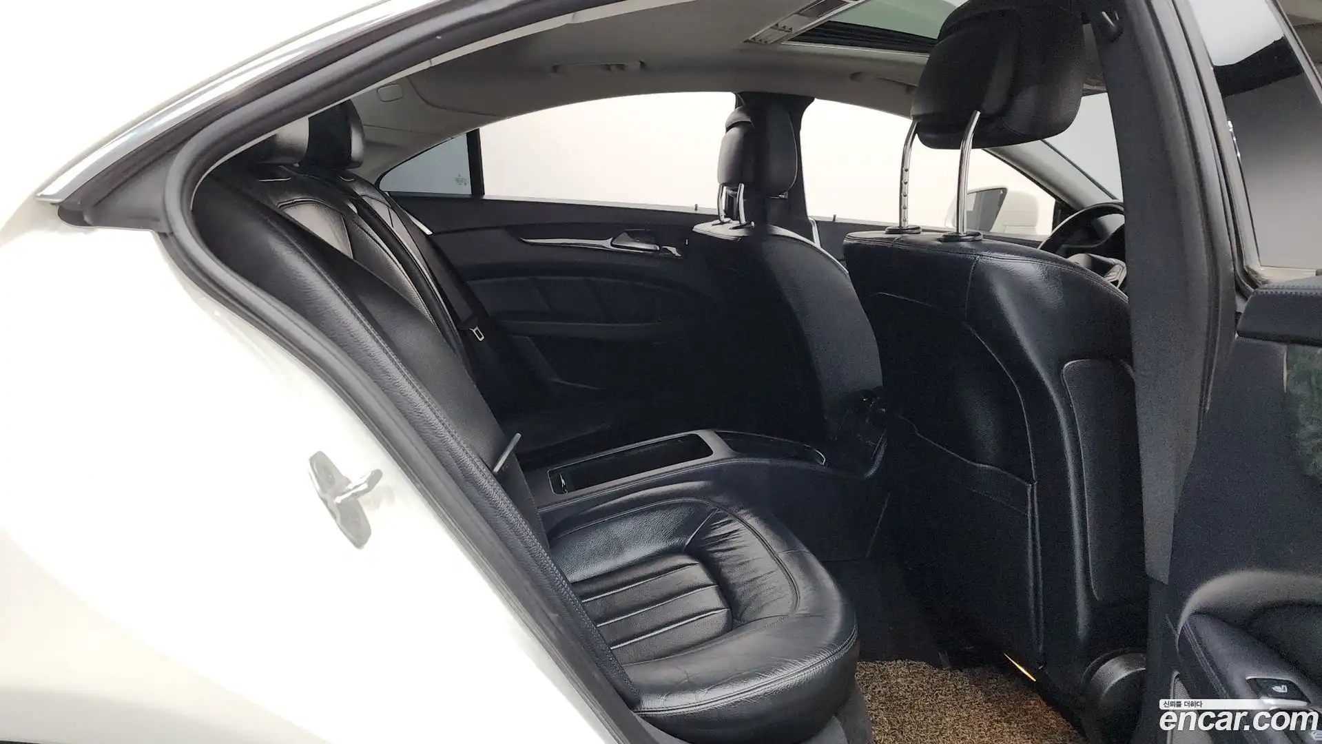 CLS-Class Mercedes-Benz 2016.2-OPTION-023
