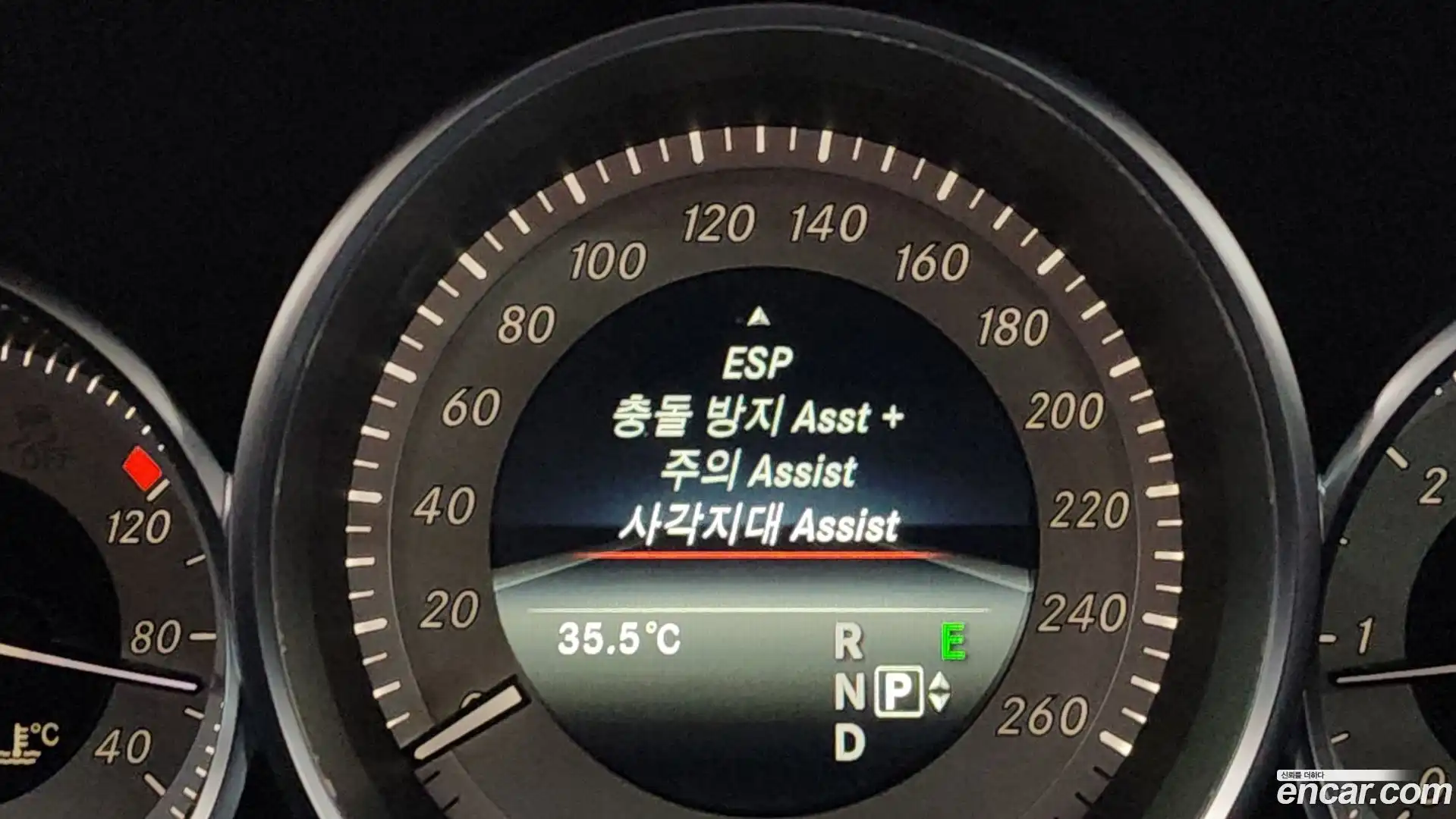 CLS-Class Mercedes-Benz 2016.2-OPTION-024
