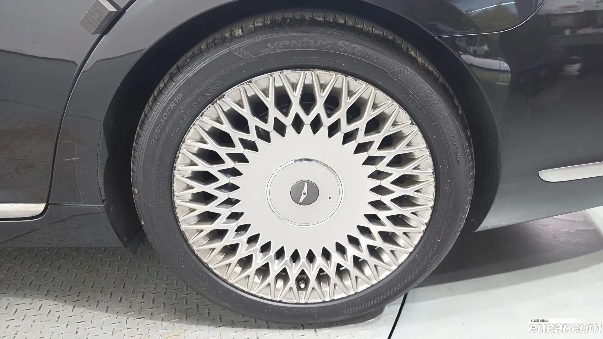 G90 Genesis 2019.0-OUTER-031