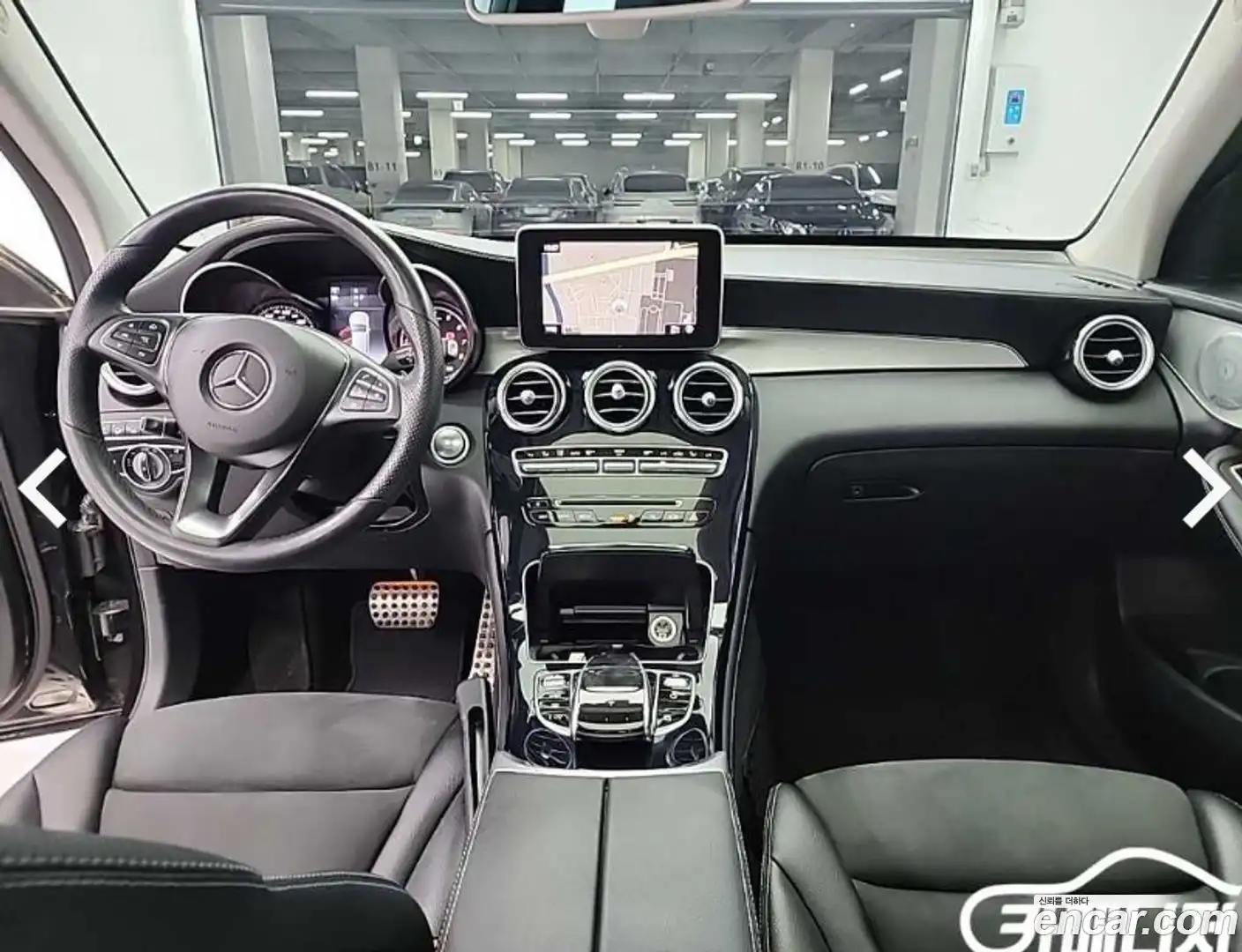 GLC-Class Mercedes-Benz 2019.10-INNER-008