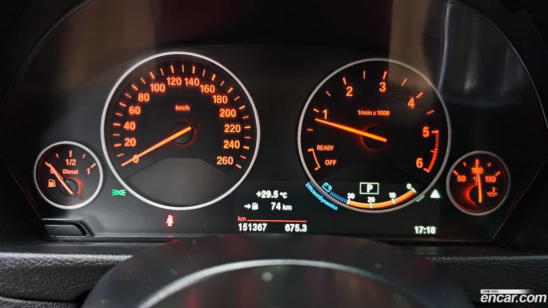 3-Series BMW 2016.11-INNER-008