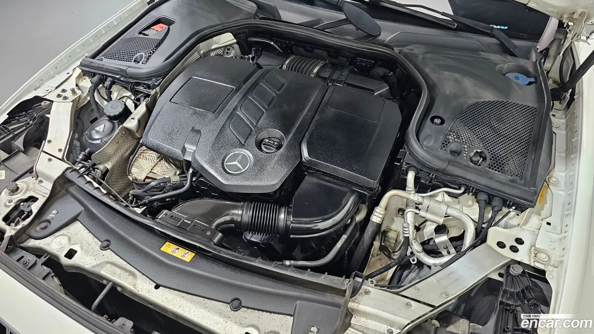 E-Class Mercedes-Benz 2017.5-OUTER-006