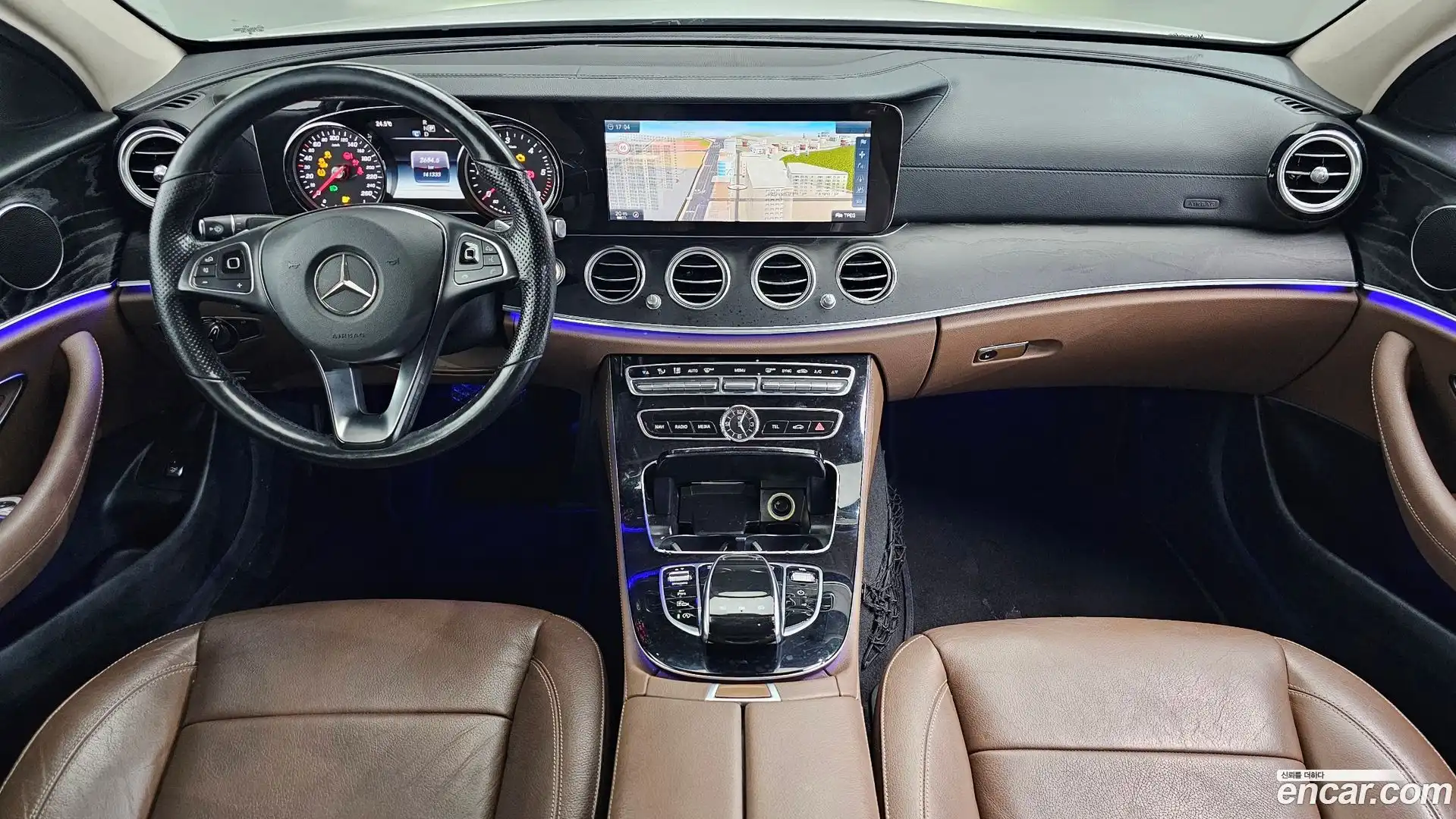 E-Class Mercedes-Benz 2017.5-INNER-007