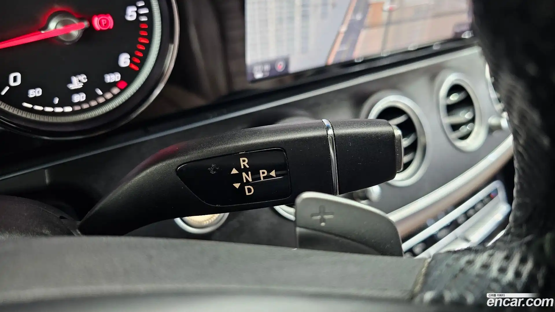E-Class Mercedes-Benz 2017.5-INNER-009