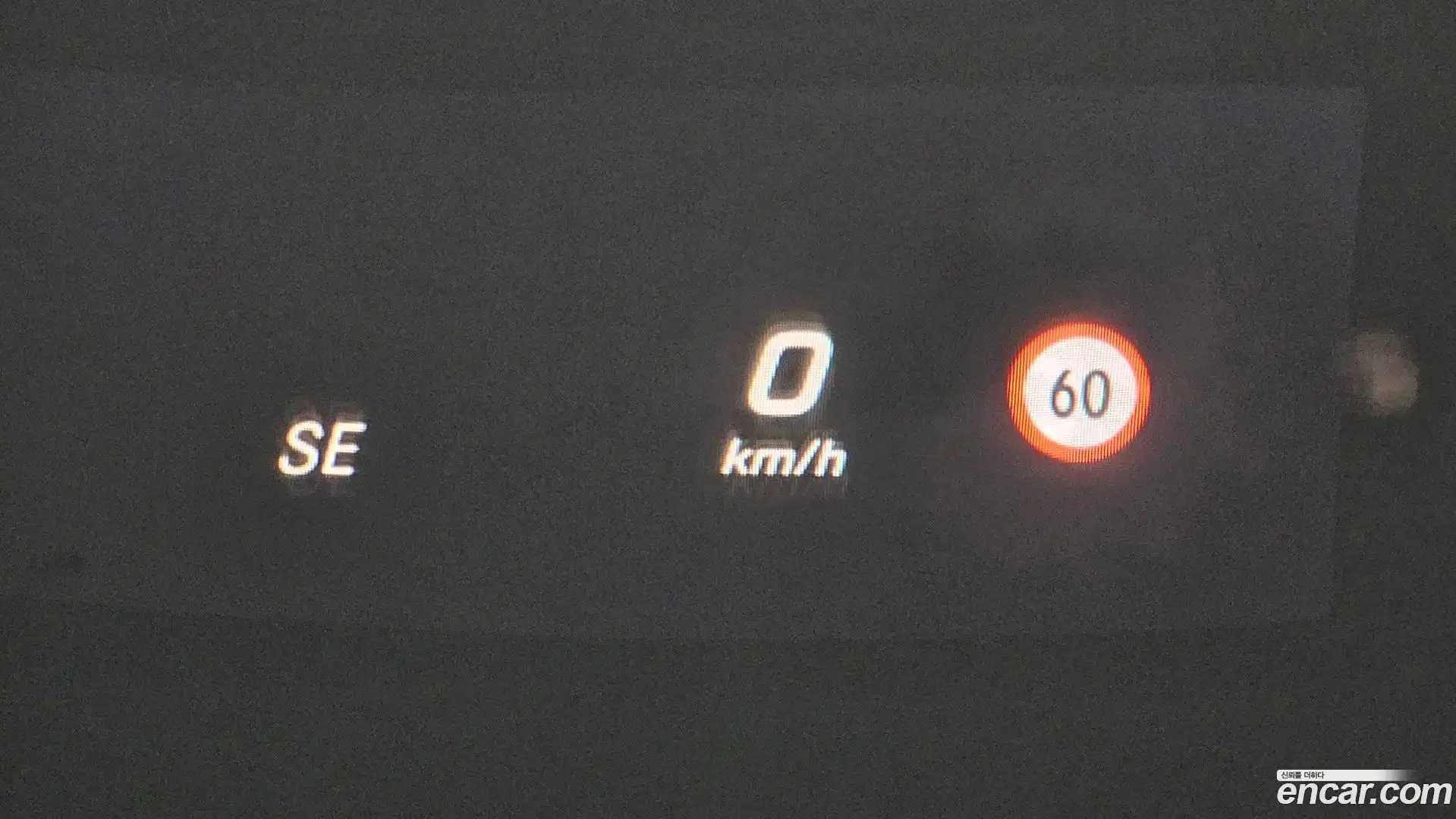 E-Class Mercedes-Benz 2017.5-OPTION-021