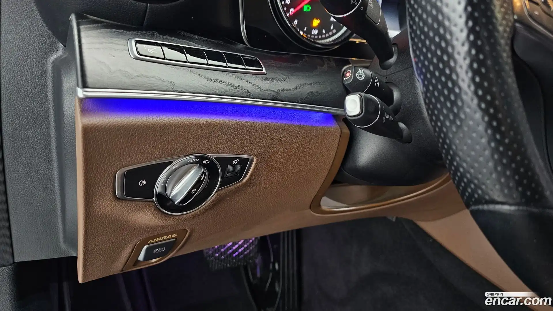 E-Class Mercedes-Benz 2017.5-OPTION-024