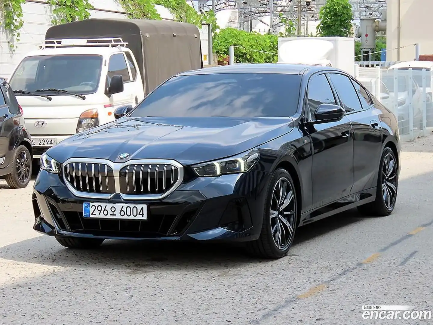 5-Series BMW 2025.7-OUTER-002