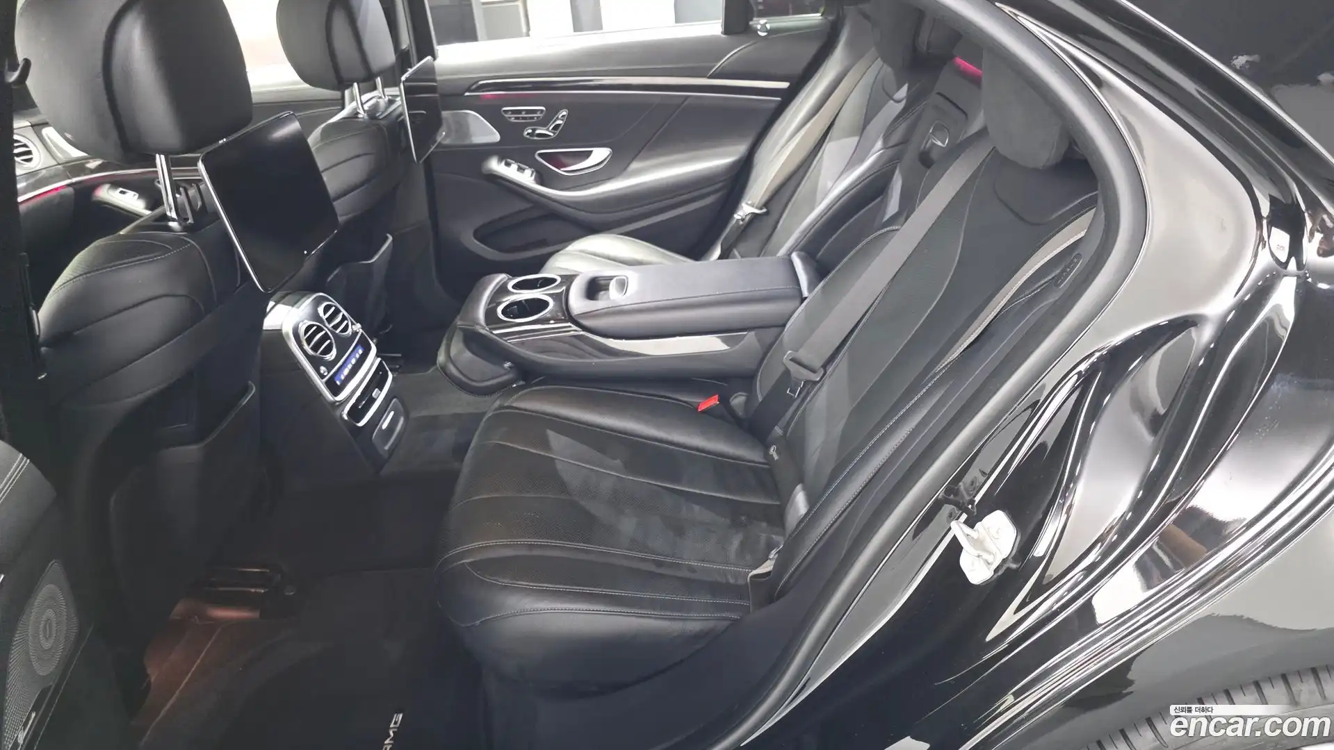 S-Class Mercedes-Benz 2017.10-OPTION-016