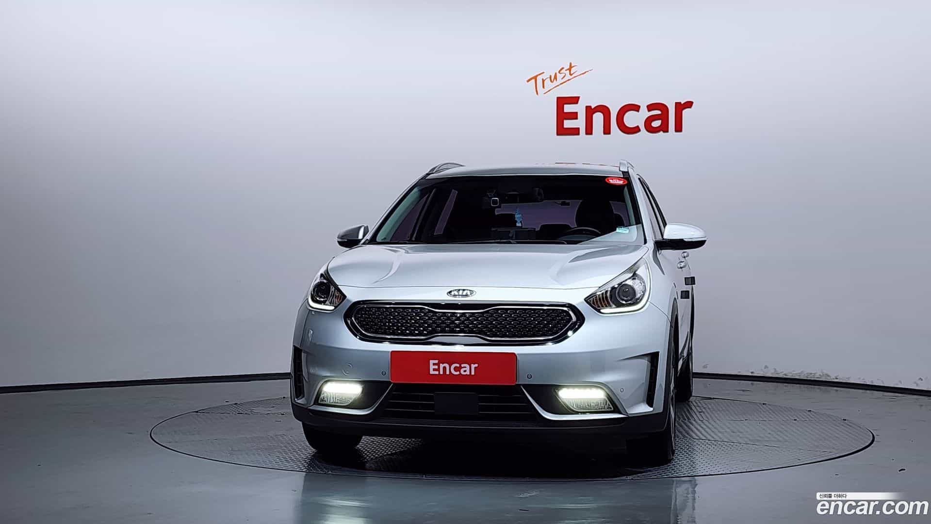 Niro Kia 2016.10-OUTER-003