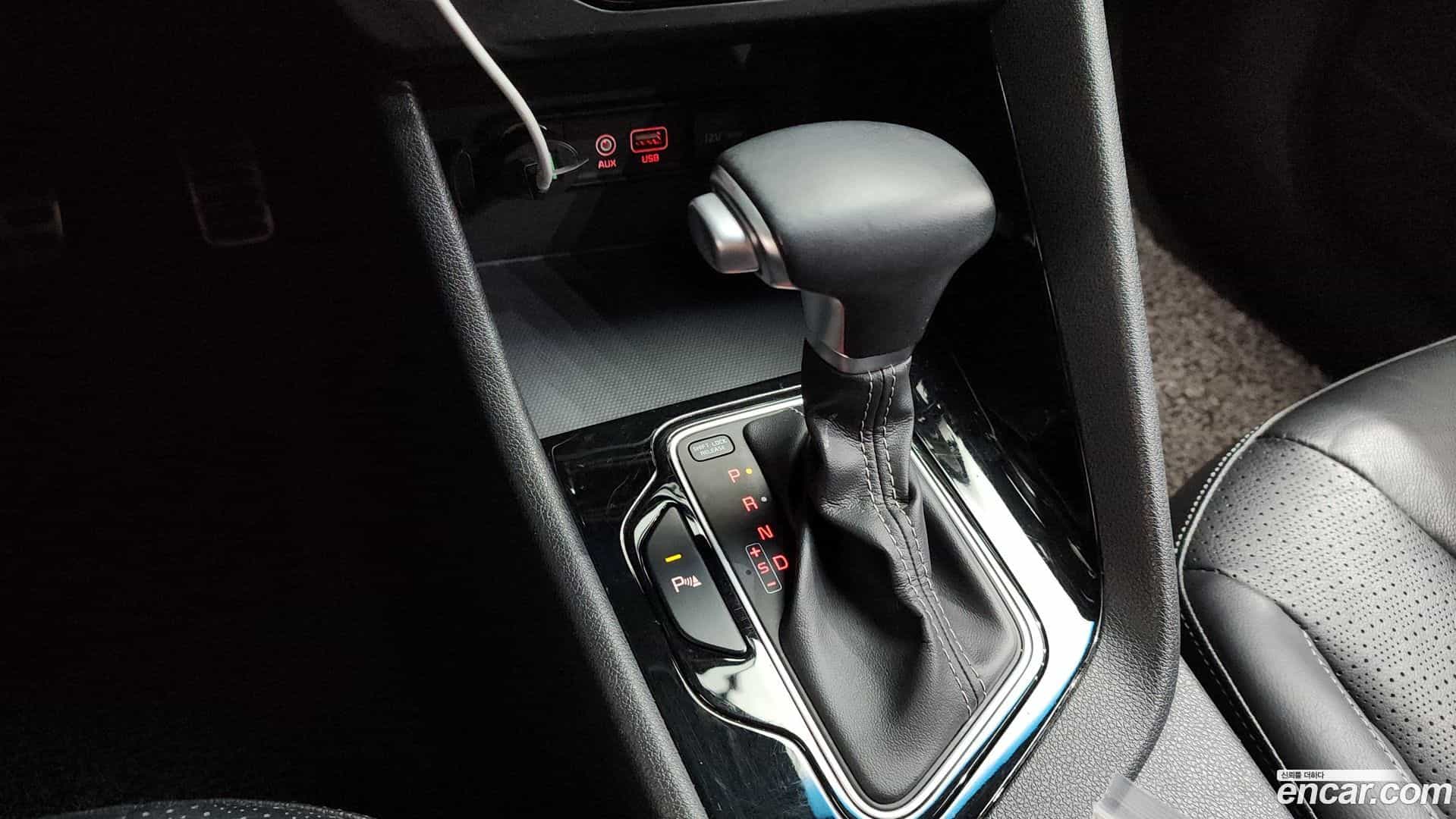Niro Kia 2016.10-INNER-009