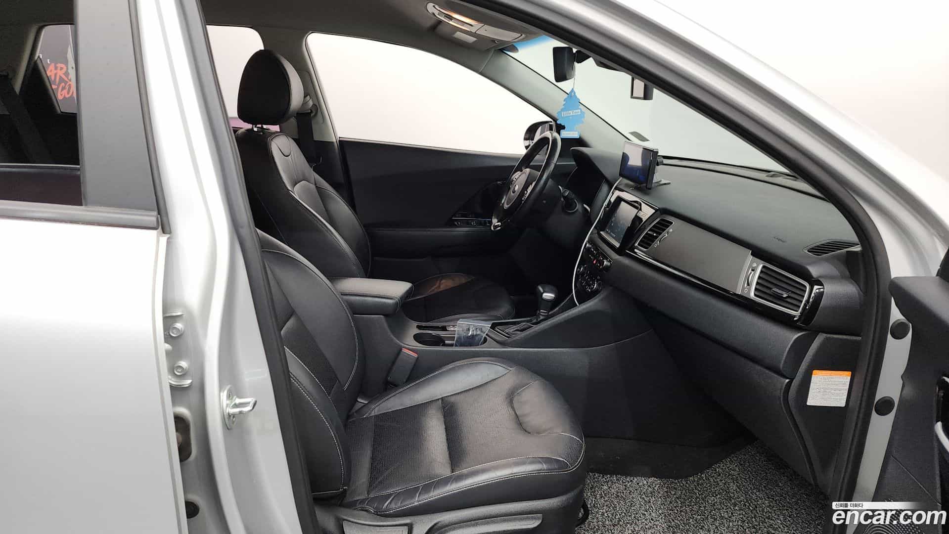 Niro Kia 2016.10-INNER-036