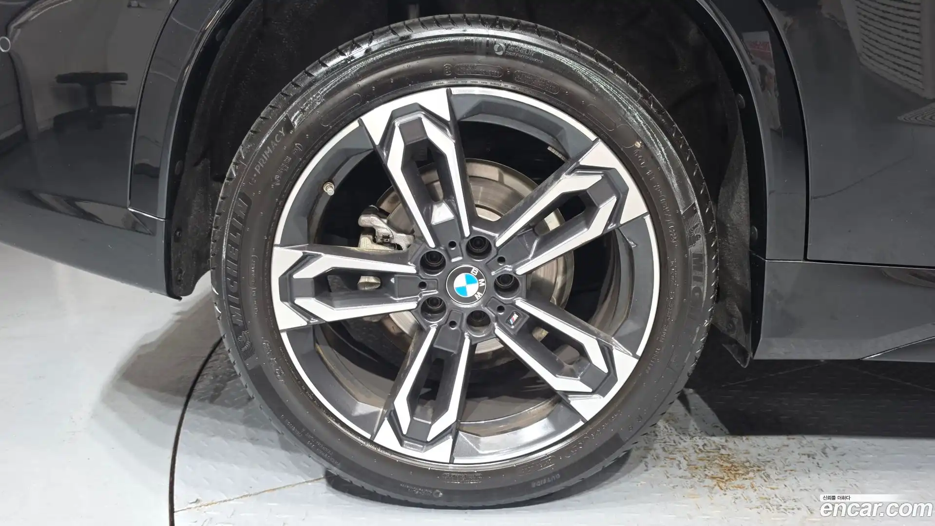 X1 BMW 2025.5-OUTER-005