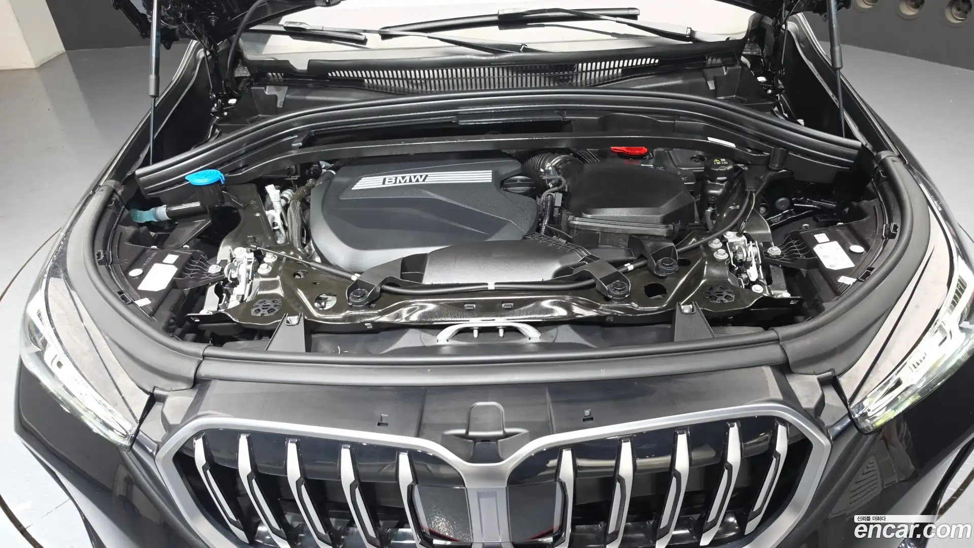 X1 BMW 2025.5-OUTER-006