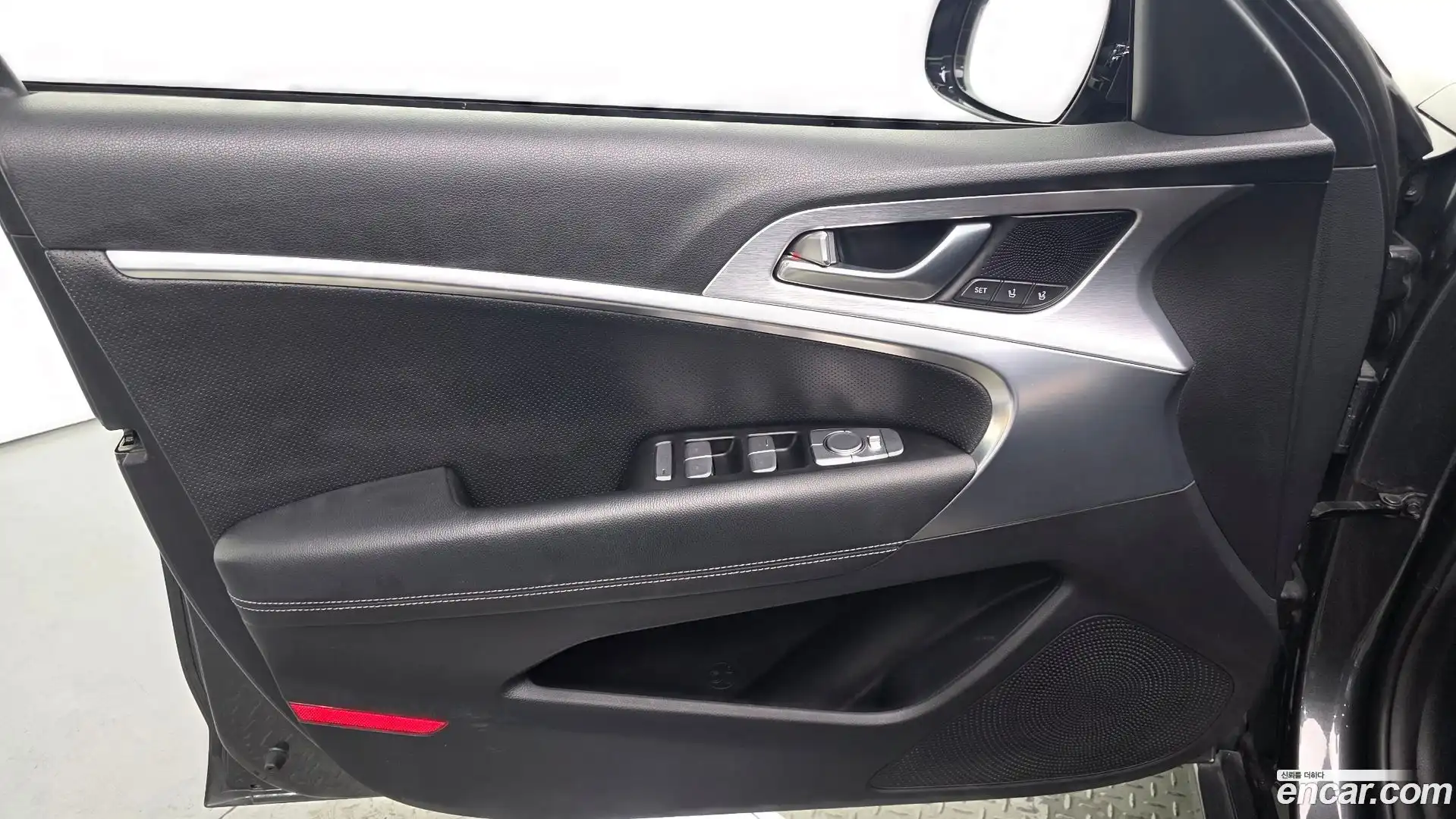 G70 Genesis 2017.10-INNER-034
