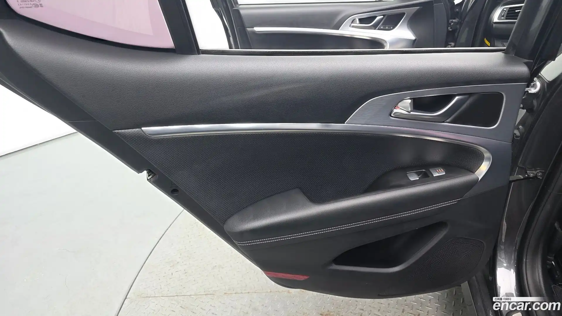 G70 Genesis 2017.10-INNER-035