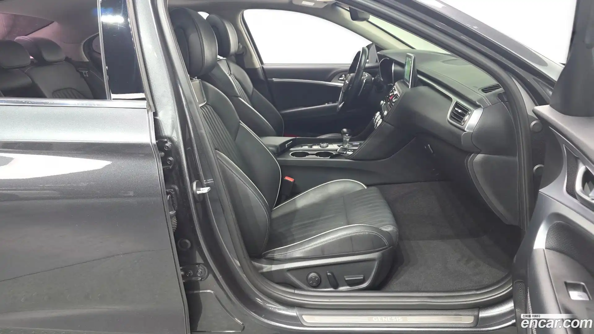 G70 Genesis 2017.10-INNER-036