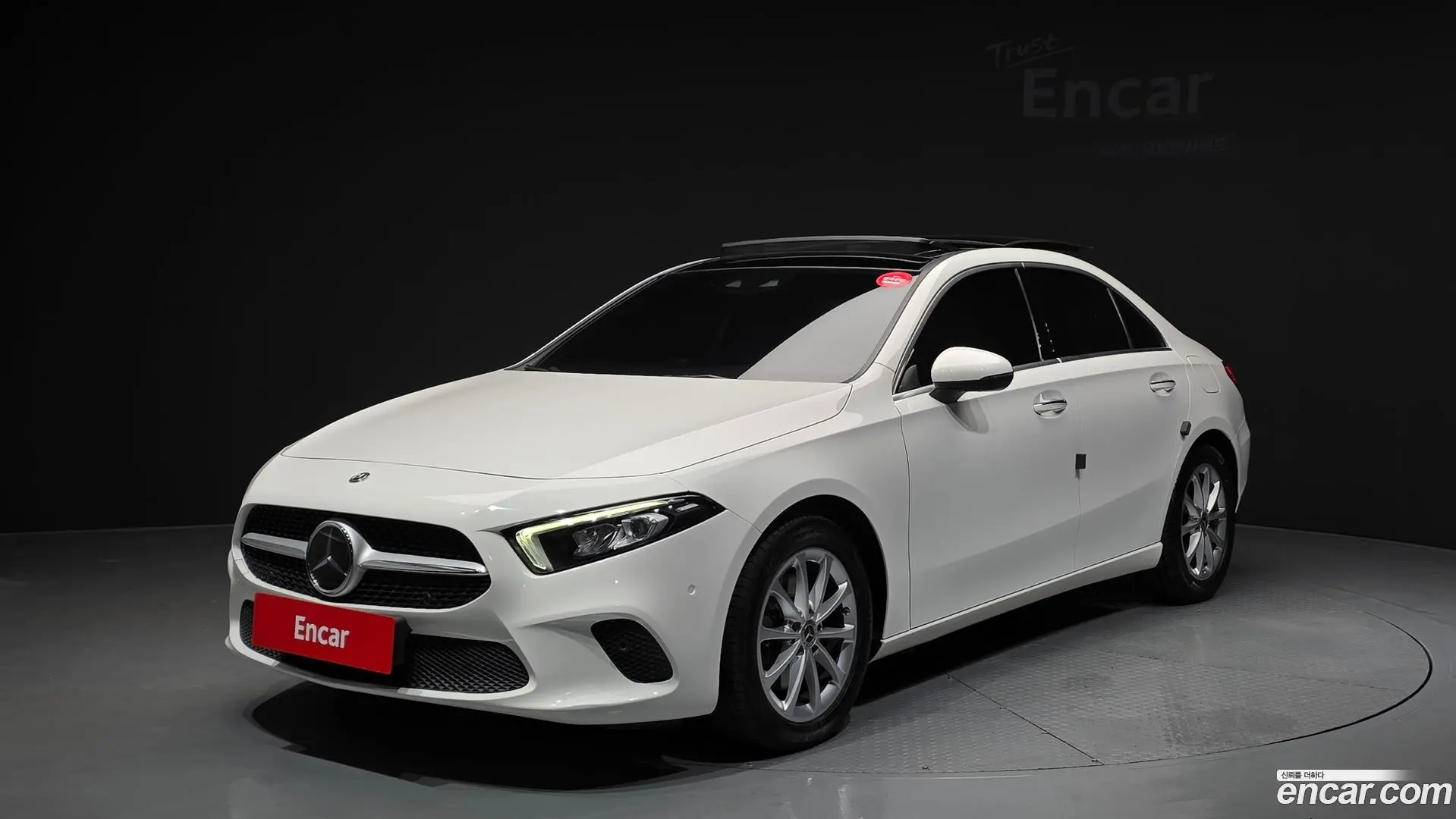 Main__Slider__Photo:A-Class Mercedes-Benz 2020.8-0