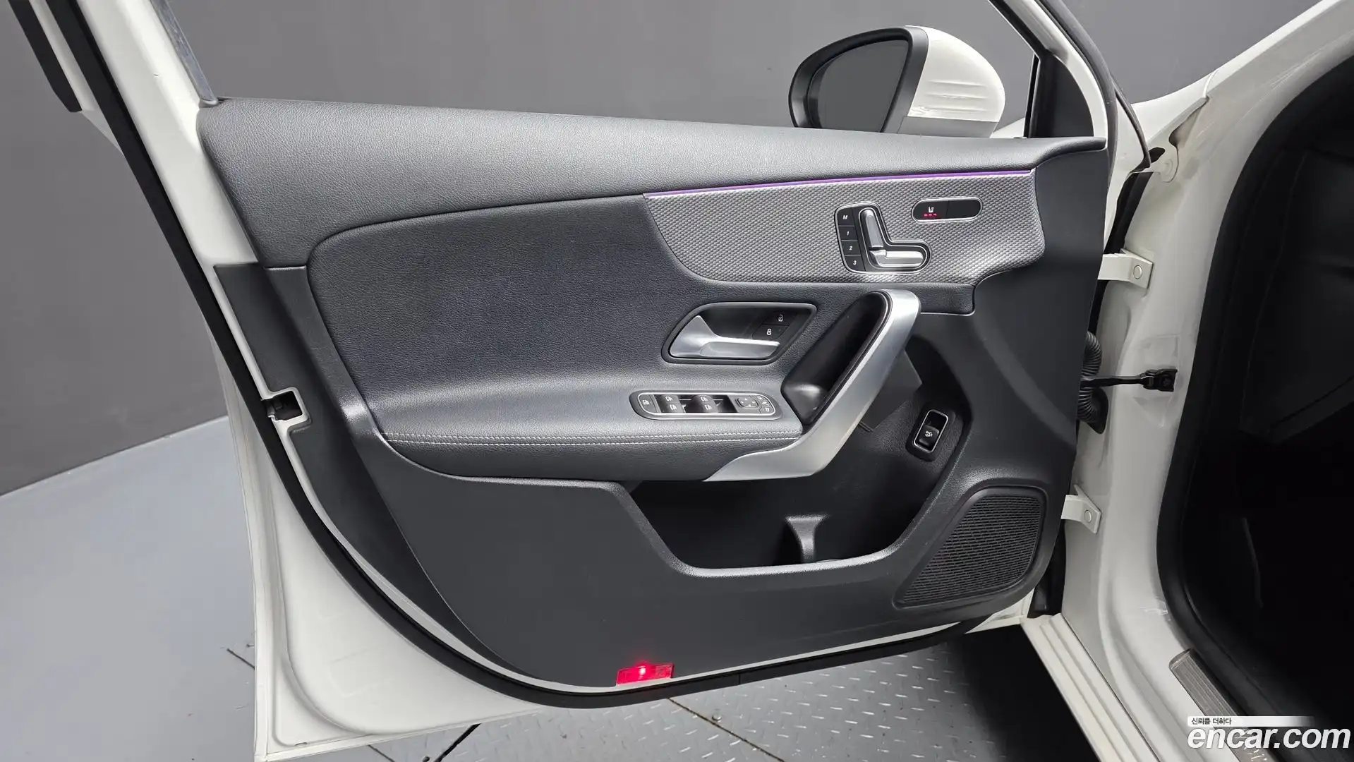 A-Class Mercedes-Benz 2020.8-INNER-034