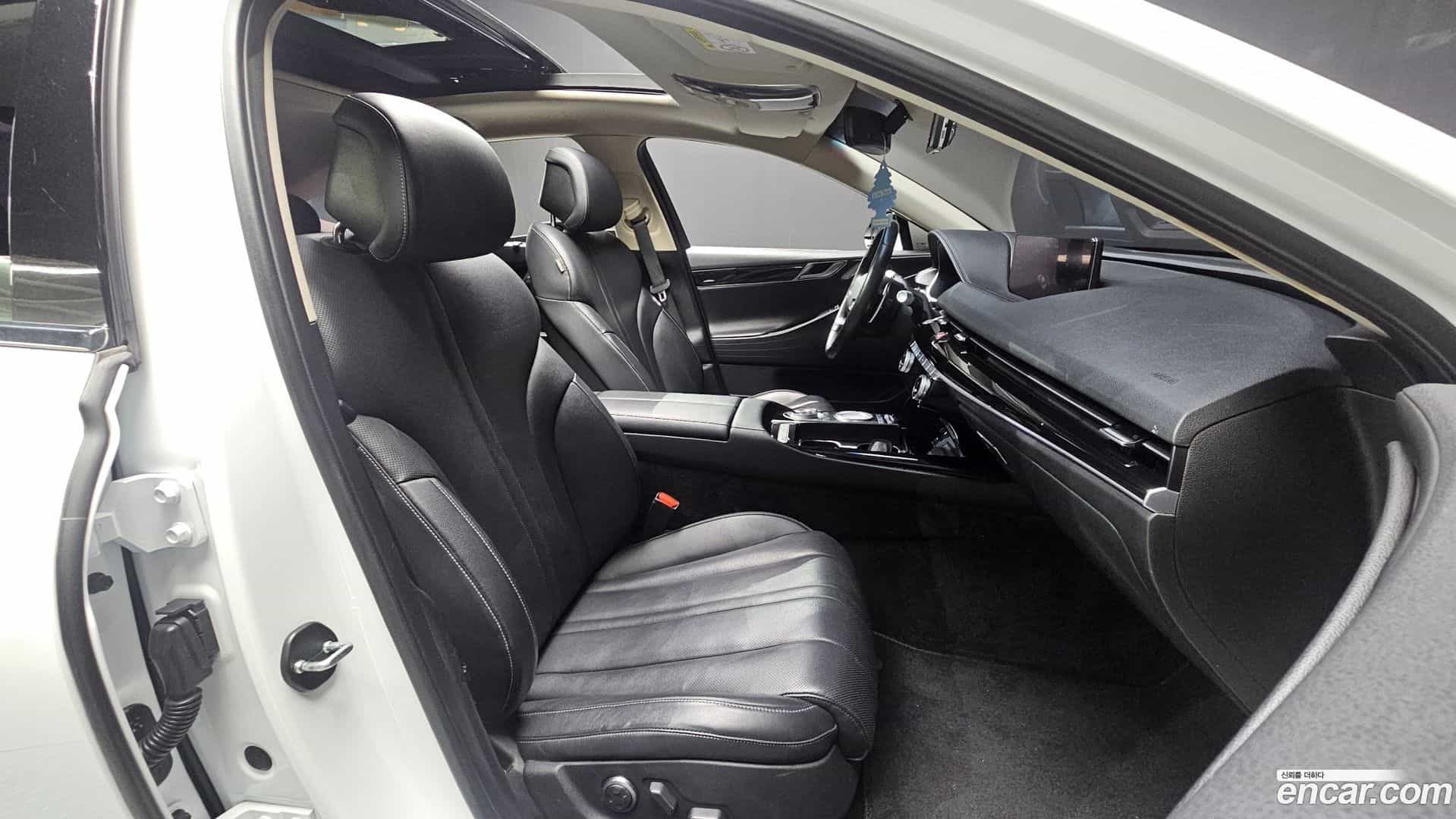 G80 Genesis 2021.0-INNER-036
