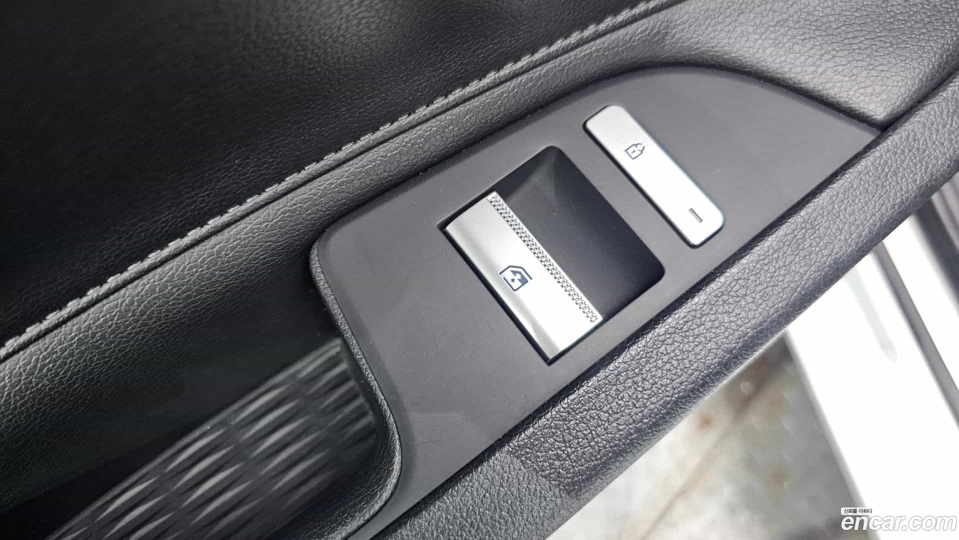 G80 Genesis 2021.0-OPTION-043