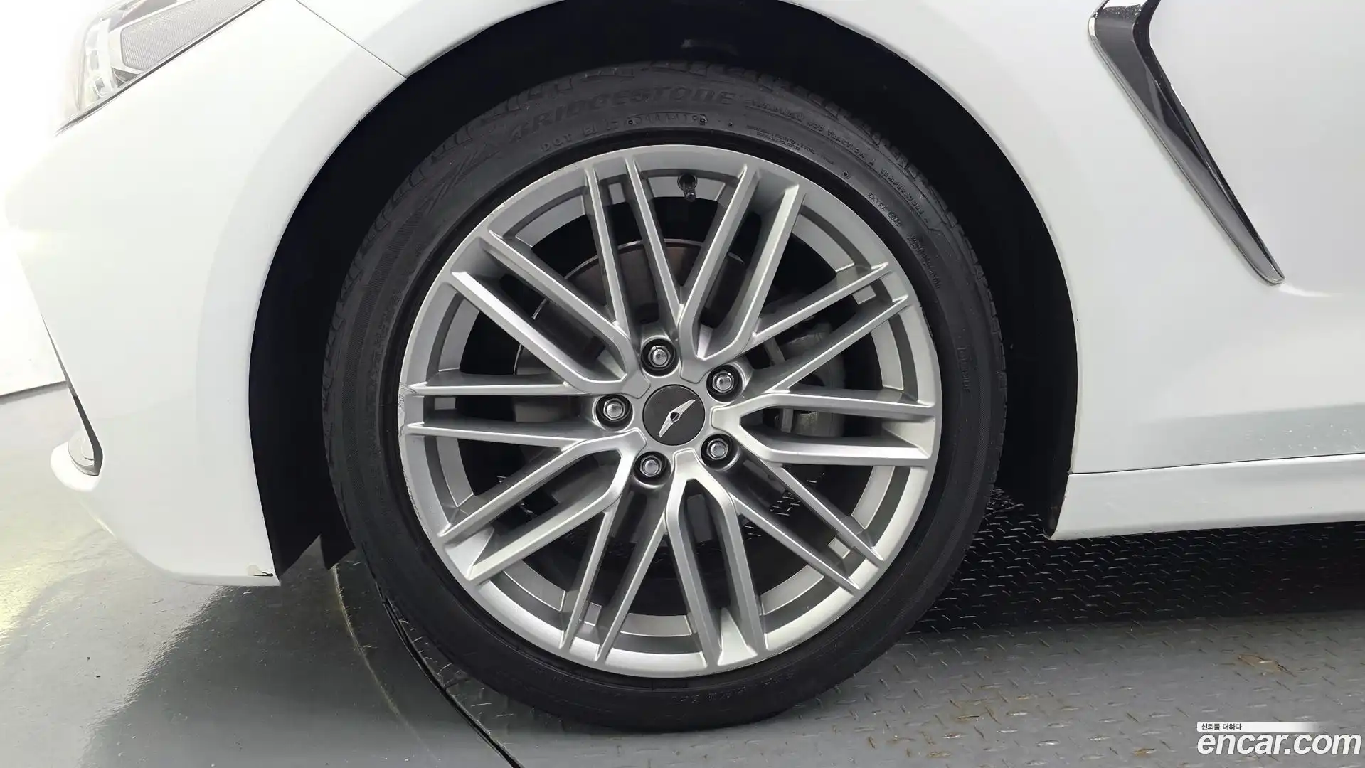 G70 Genesis 2020.6-OUTER-005