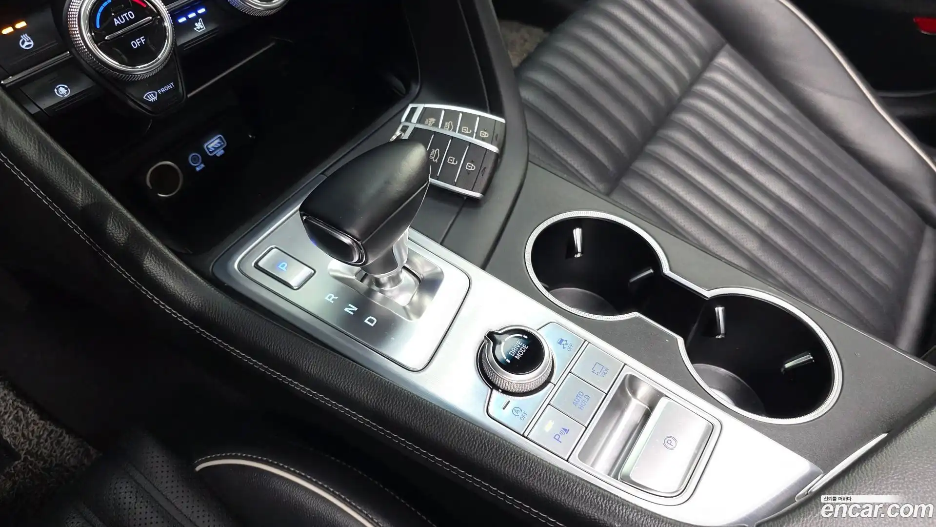 G70 Genesis 2020.6-INNER-009