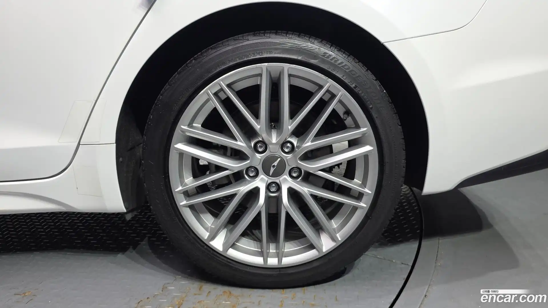 G70 Genesis 2020.6-OUTER-031