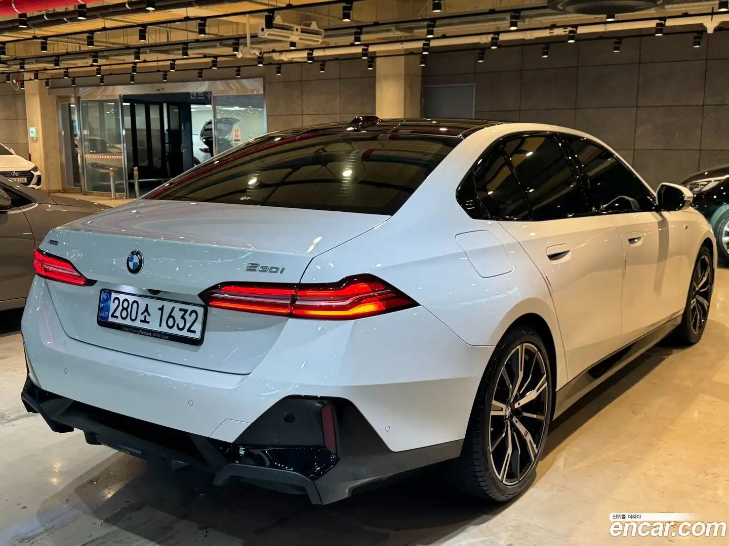 5-Series BMW 2024.9-OUTER-002