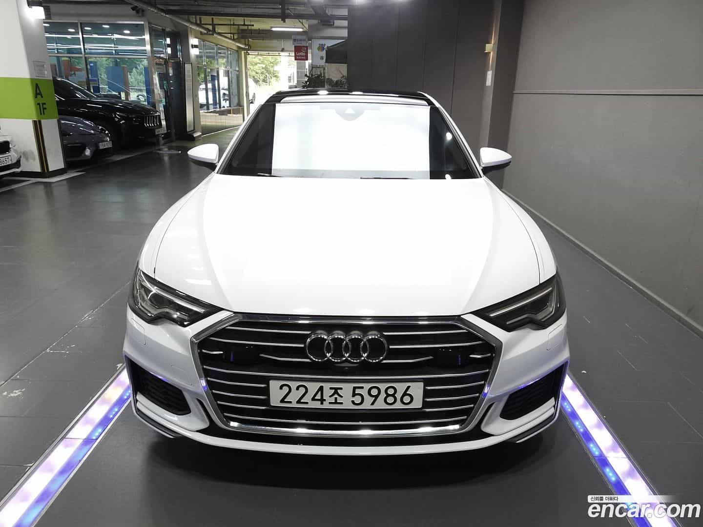 A6 Audi 2021.0-OUTER-003