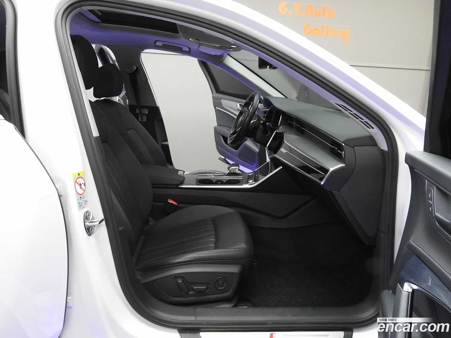 A6 Audi 2021.0-INNER-010