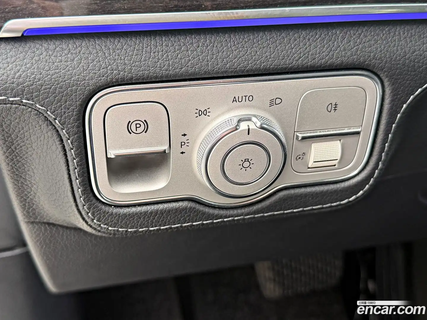 GLE-Class Mercedes-Benz 2022.5-INNER-008