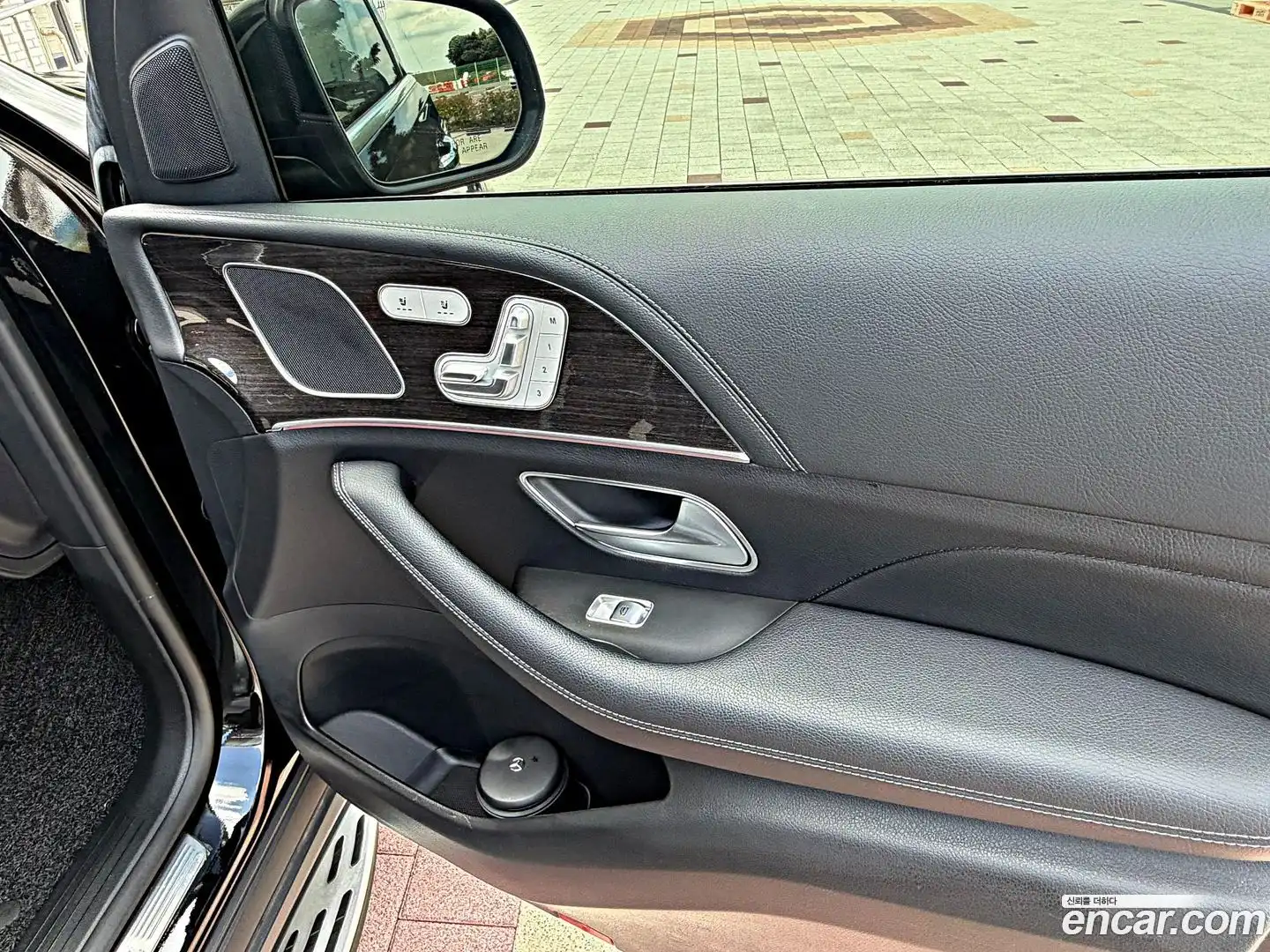 GLE-Class Mercedes-Benz 2022.5-OPTION-016