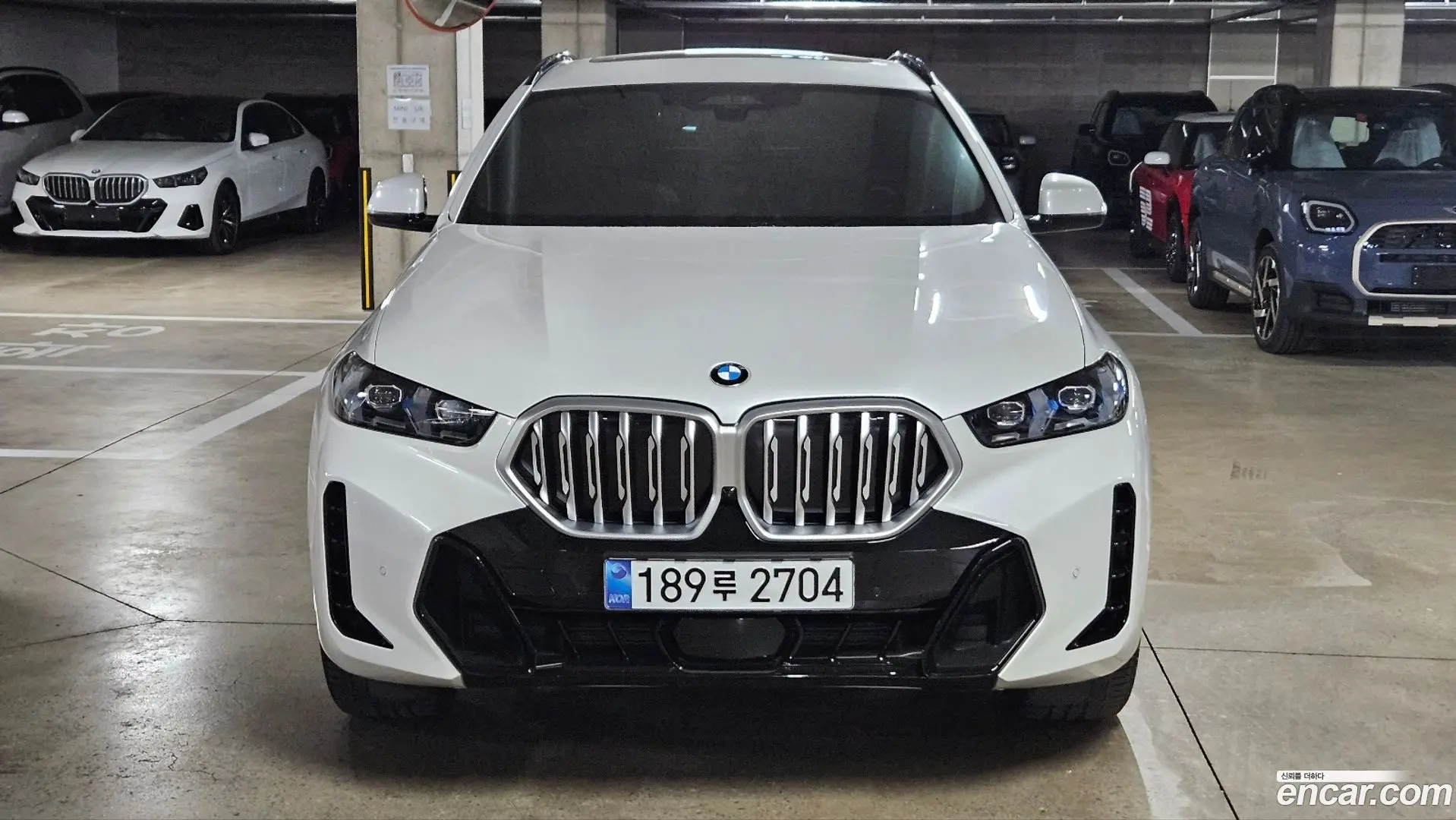 Main__Slider__Photo:X6 BMW 2025.1-0