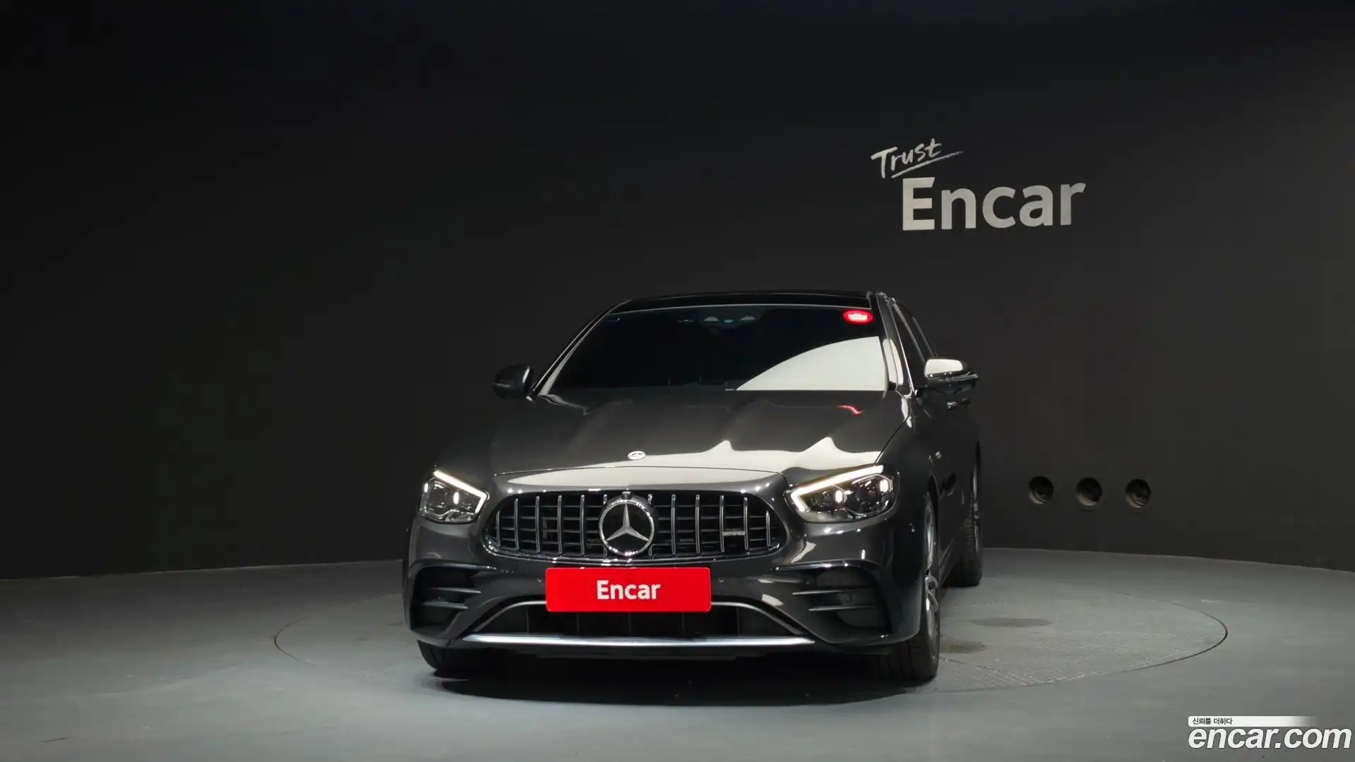 E-Class Mercedes-Benz 2021.9-OUTER-003