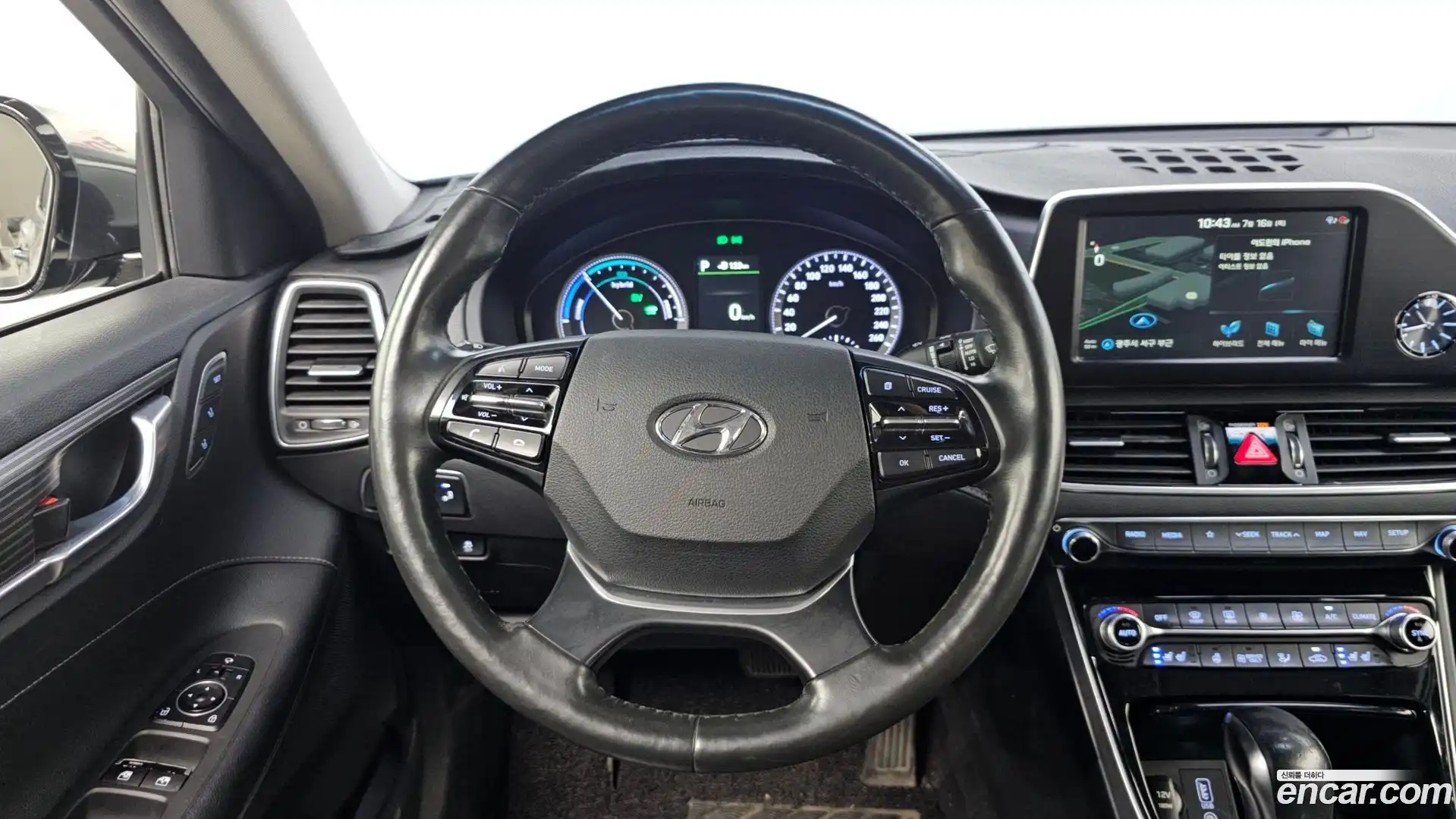 Grandeur Hyundai 2019.1-OPTION-019