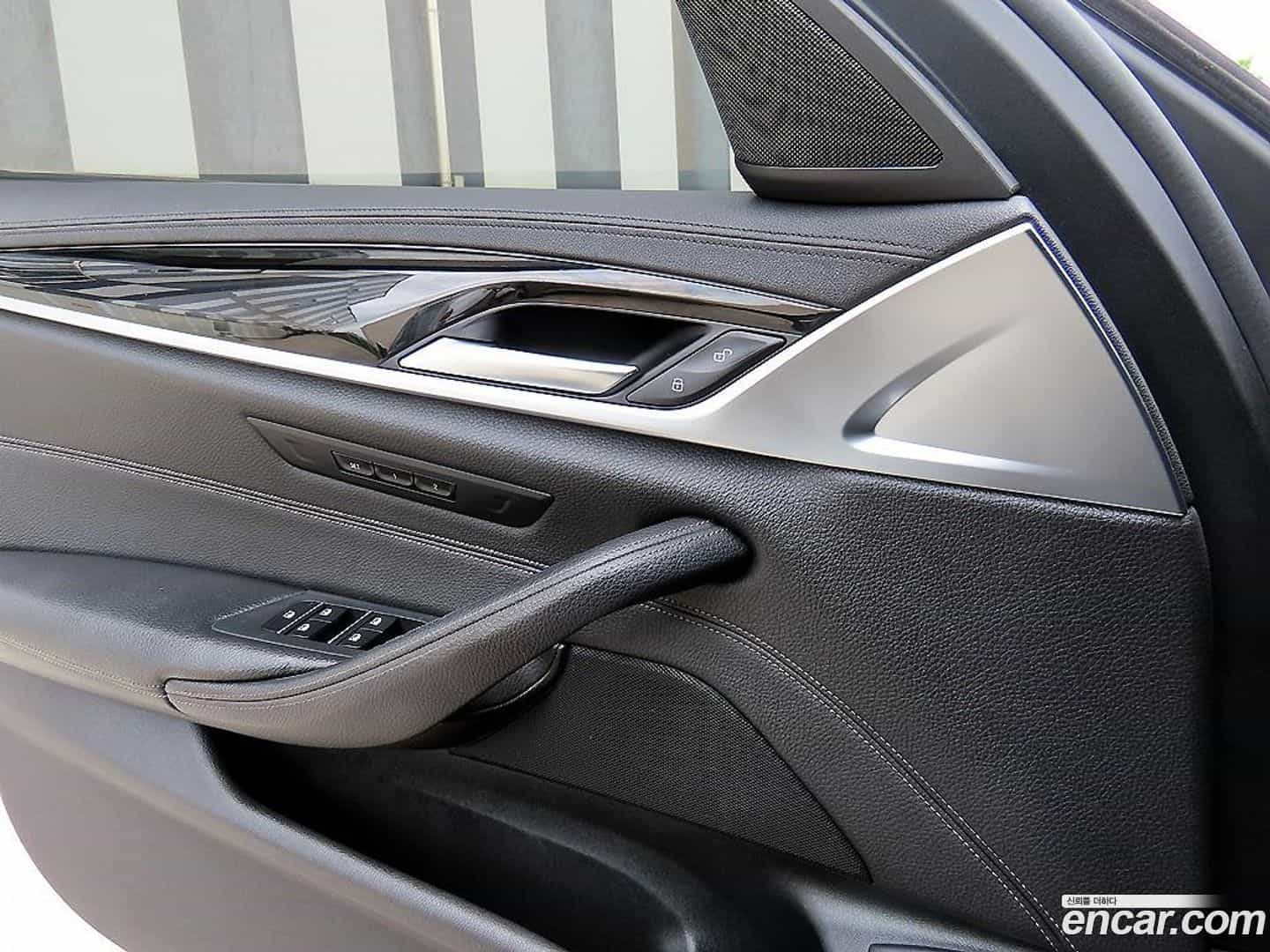 5-Series BMW 2018.7-OPTION-016