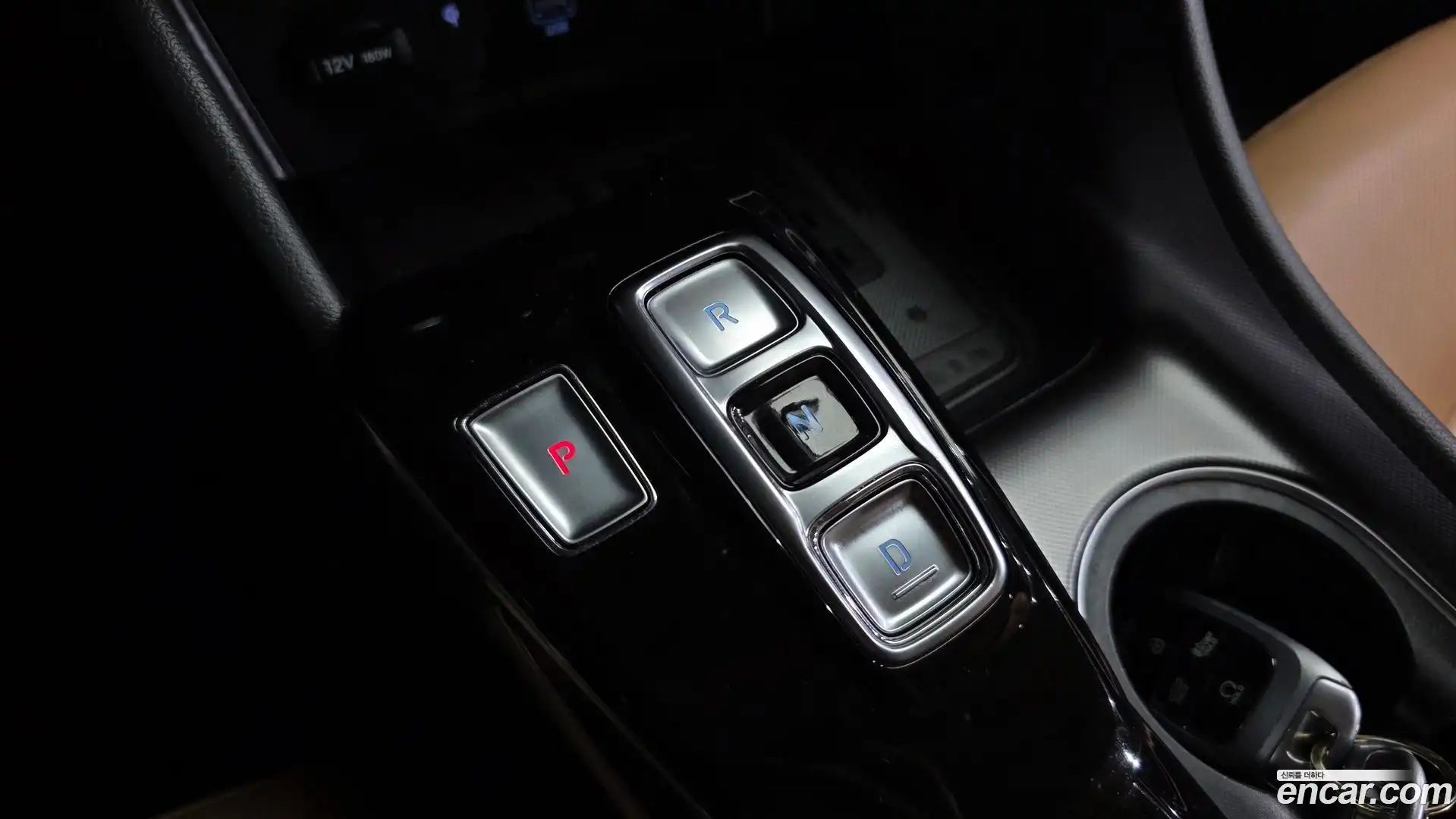 Sonata Hyundai 2021.0-INNER-009