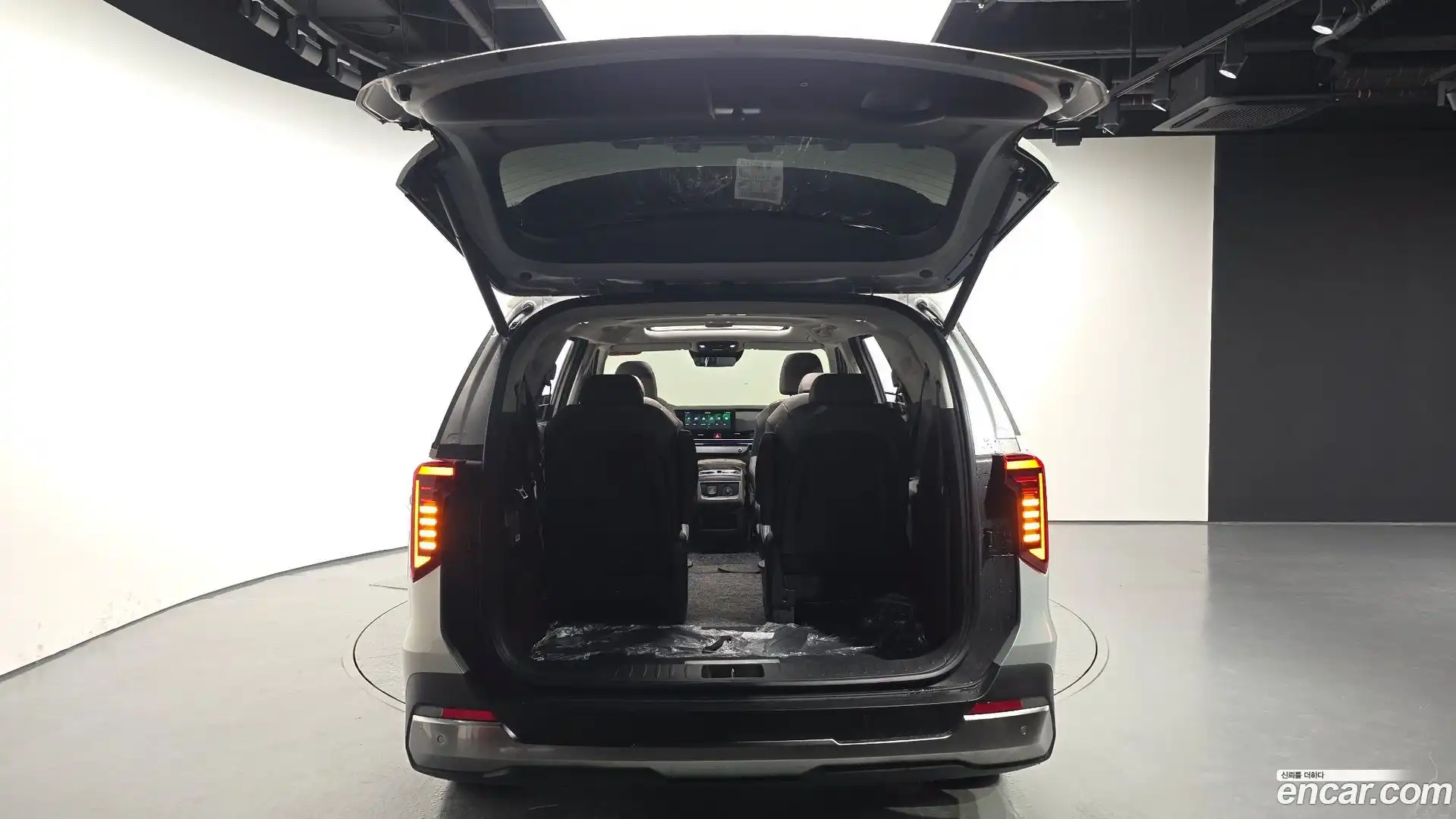 Canival Kia 2024.6-OPTION-047