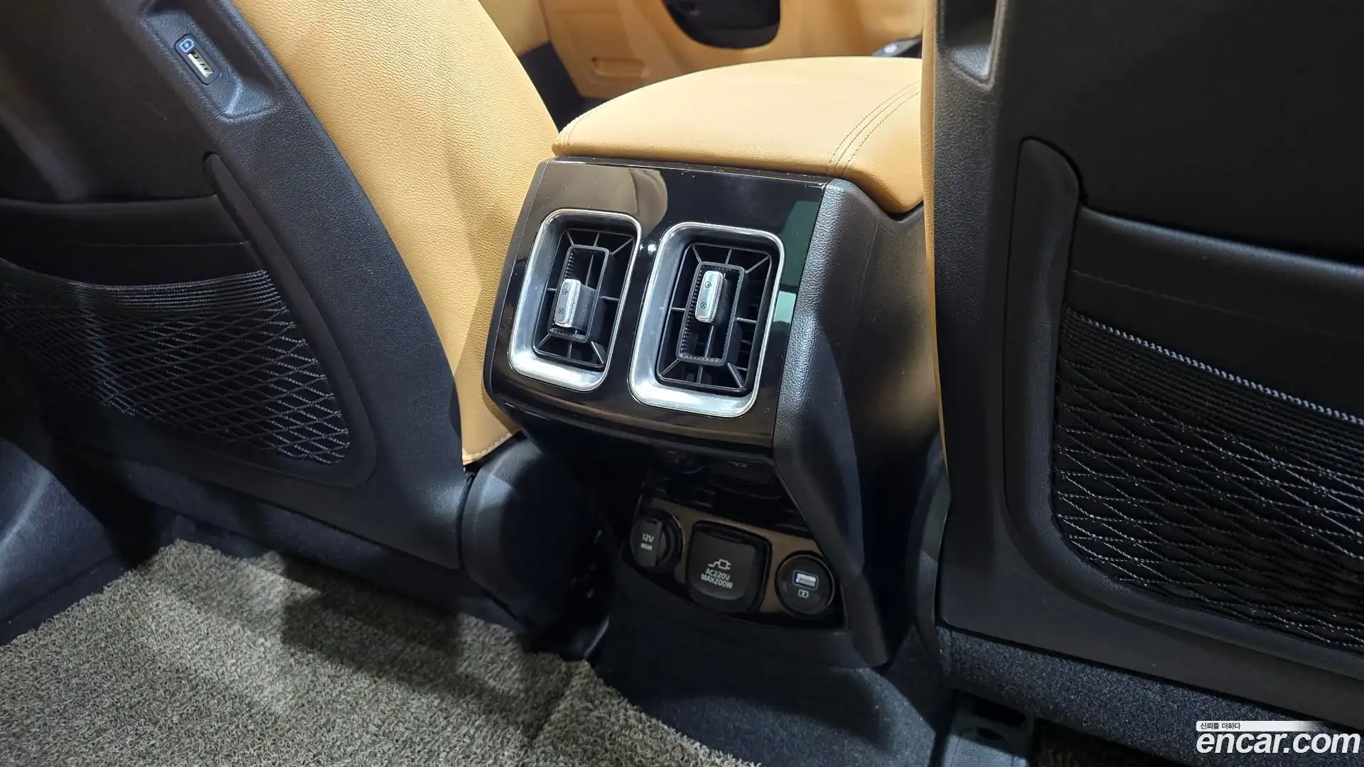 Sorento Kia 2021.0-OPTION-044