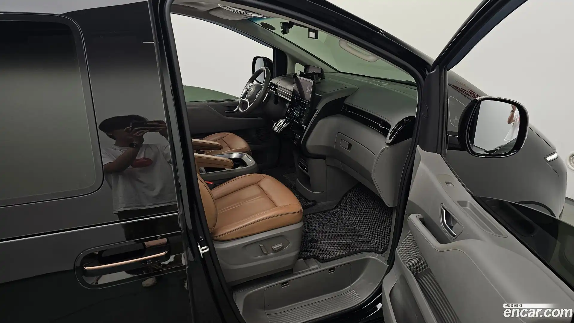 Staria Hyundai 2021.6-OPTION-015