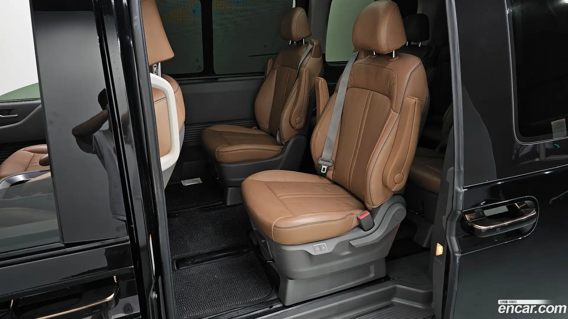 Staria Hyundai 2021.6-INNER-036