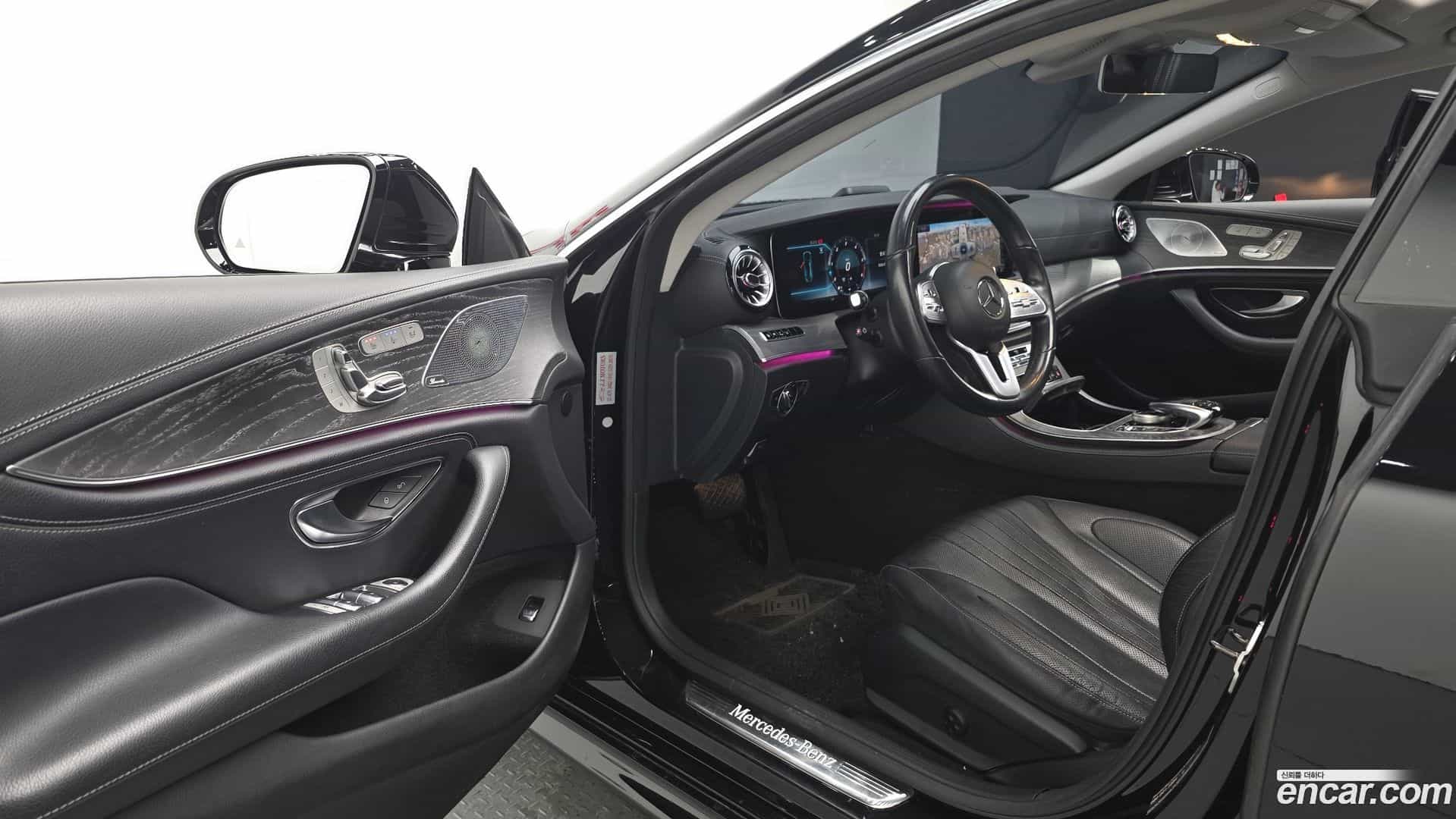 CLS-Class Mercedes-Benz 2019.8-INNER-010