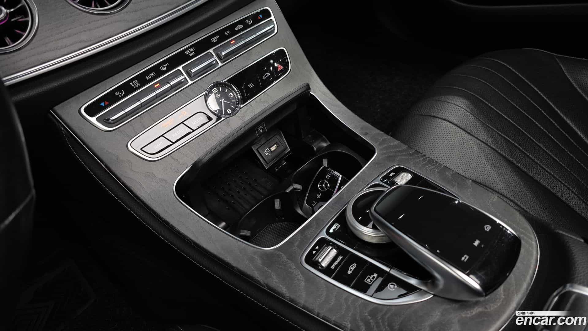 CLS-Class Mercedes-Benz 2019.8-OPTION-021