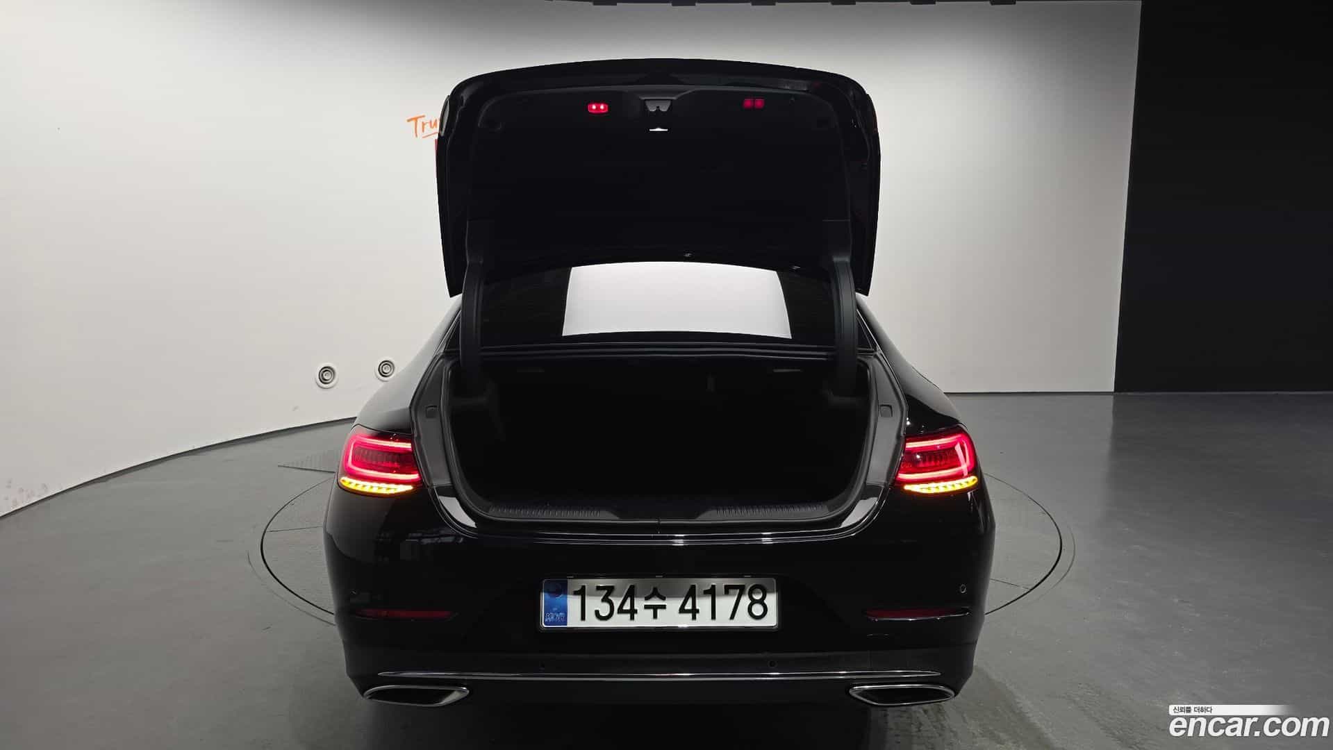 CLS-Class Mercedes-Benz 2019.8-OPTION-040