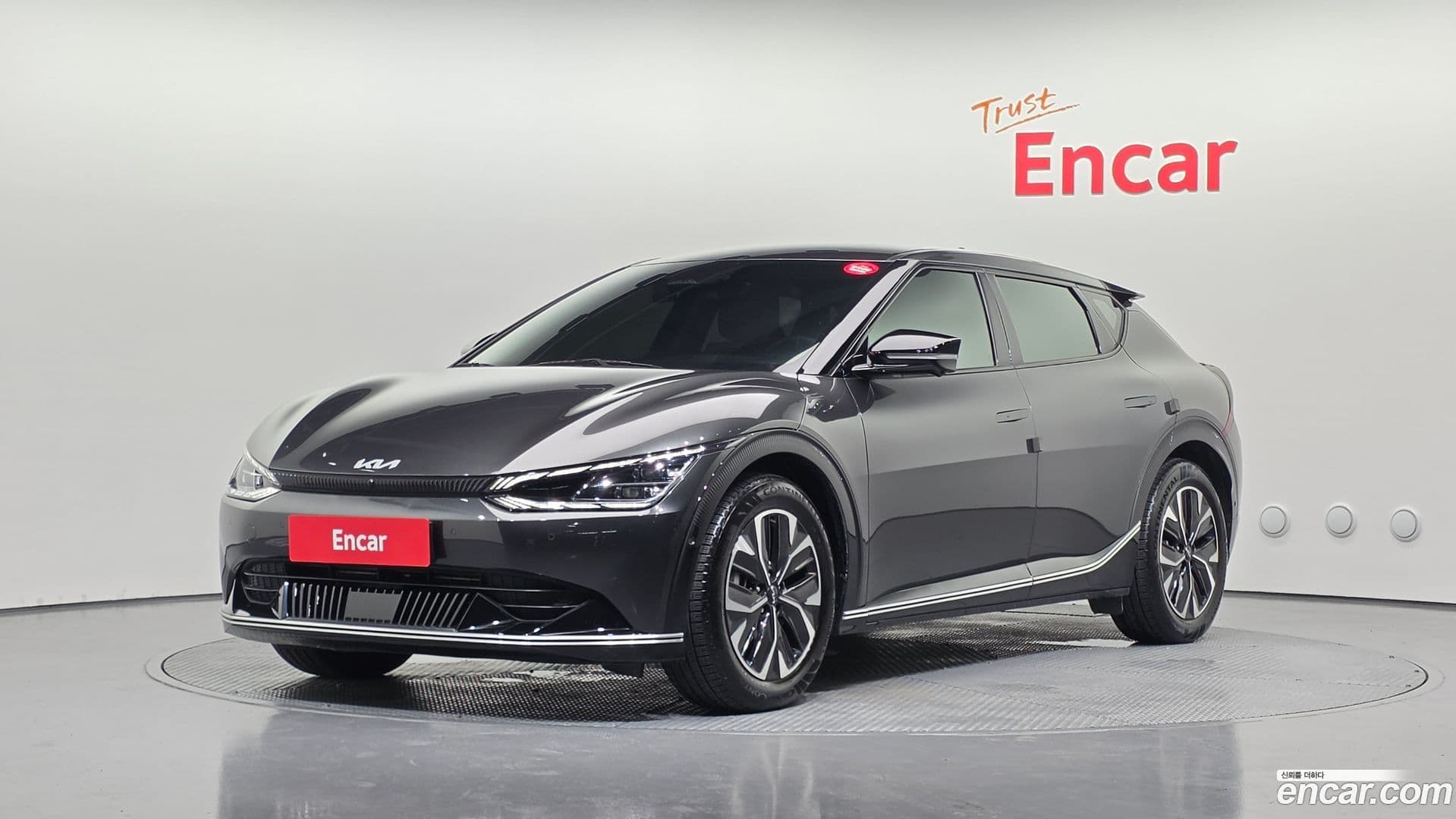 Main__Slider__Photo:EV6 Kia 2023.4-0