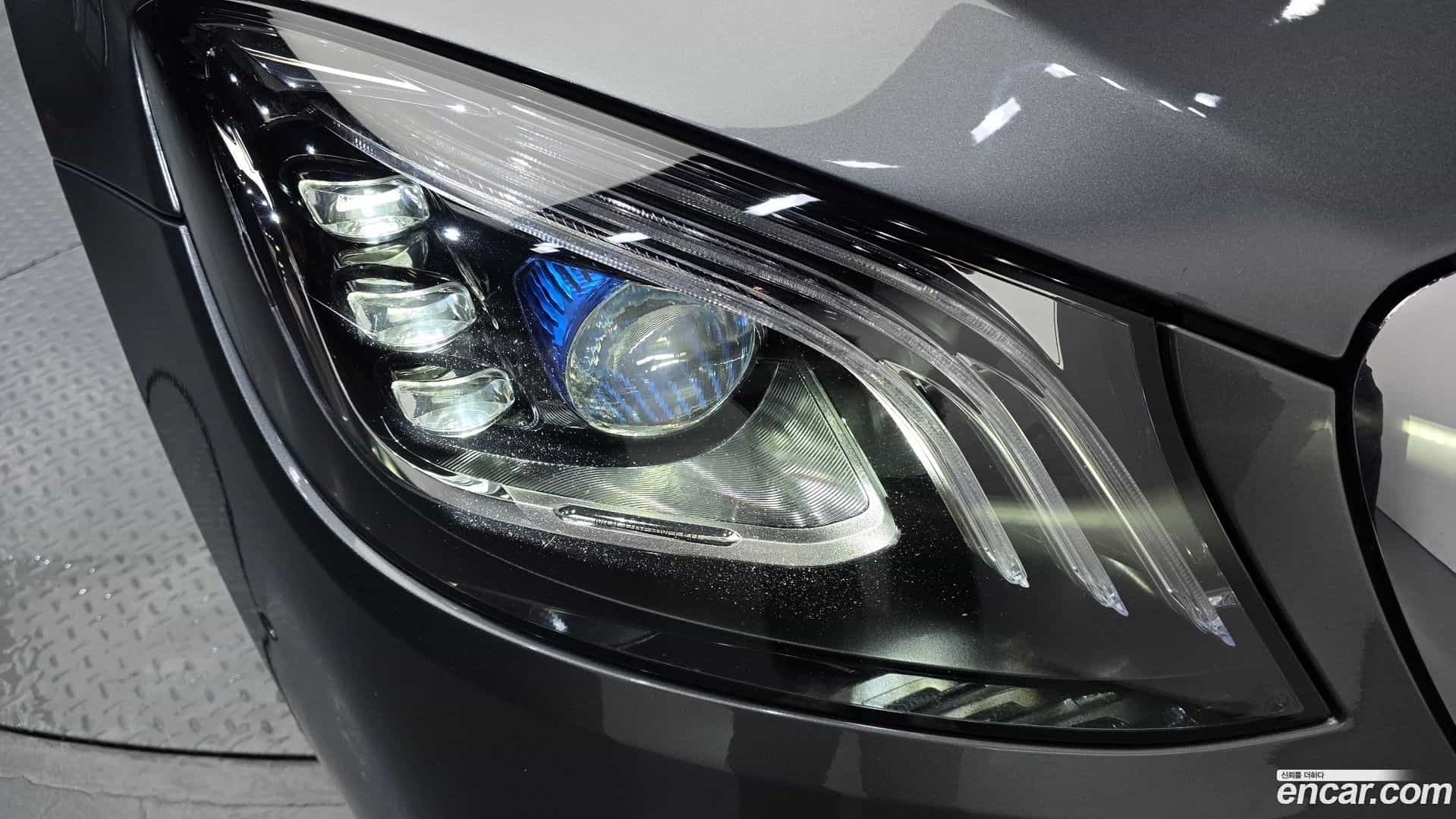 S-Class Mercedes-Benz 2018.1-OUTER-032